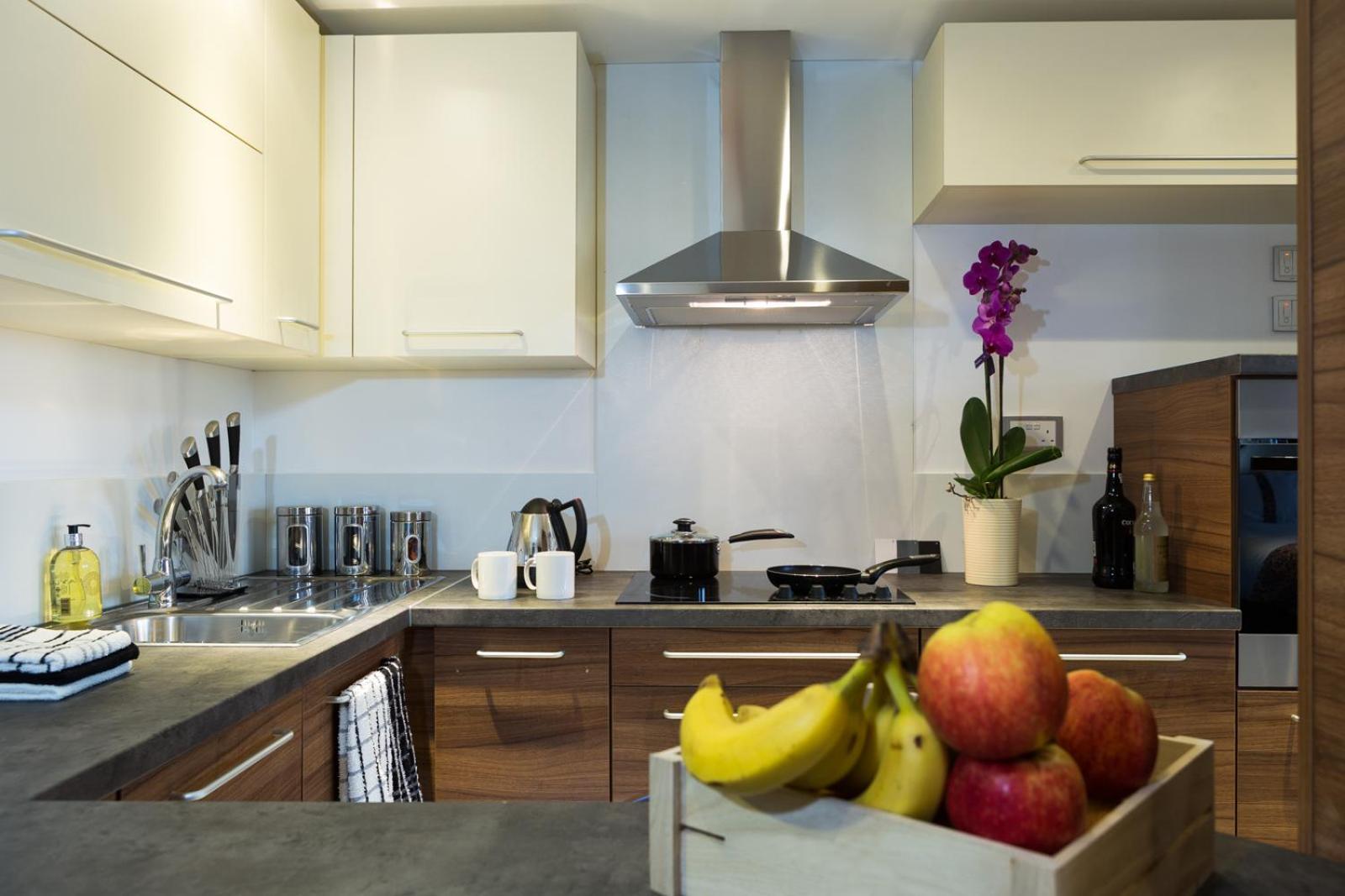 Watford Vacations - Livin' Serviced Apartments - Property Image 8