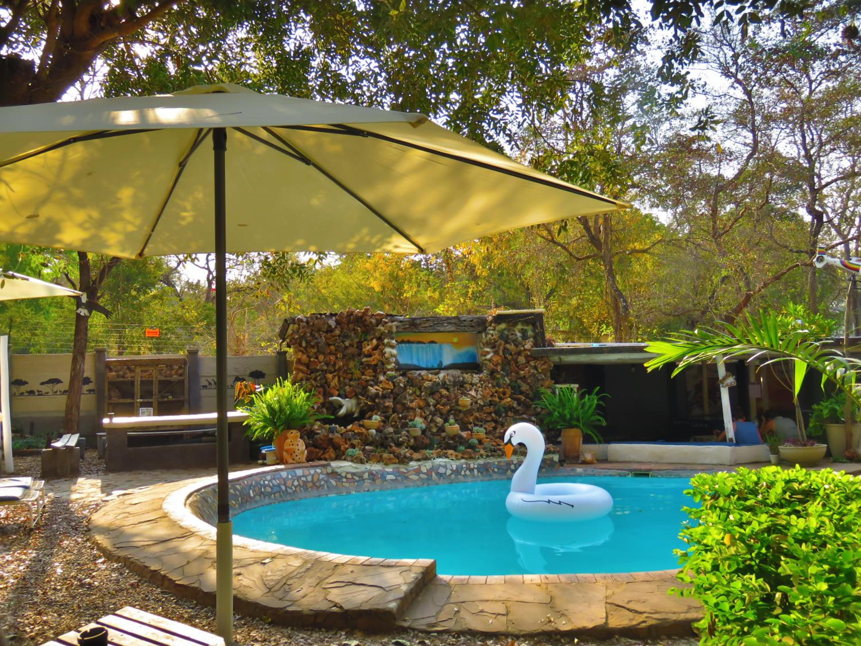 Victoria Falls Backpackers Lodge