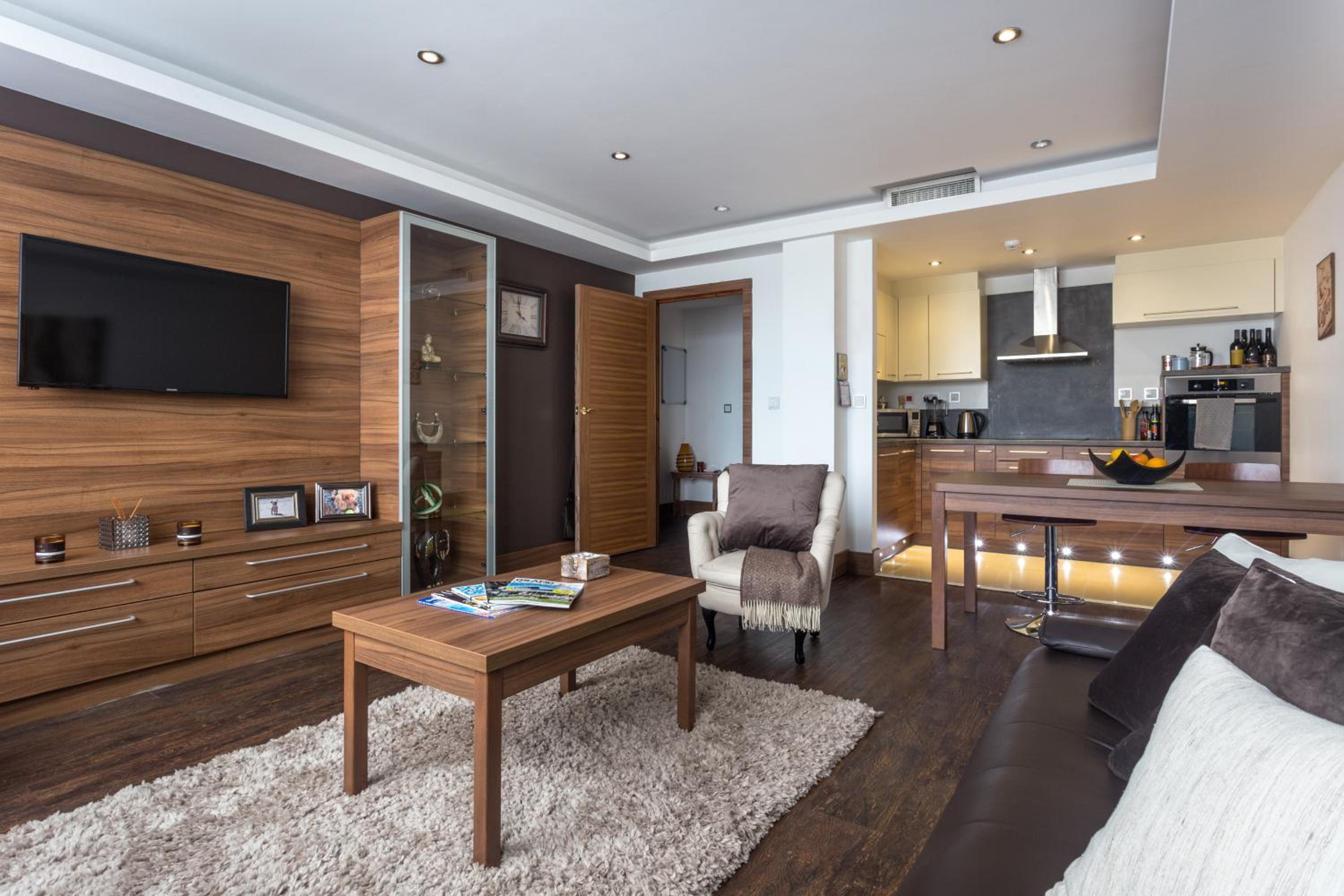 Watford Vacations - Livin' Serviced Apartments - Property Image 2