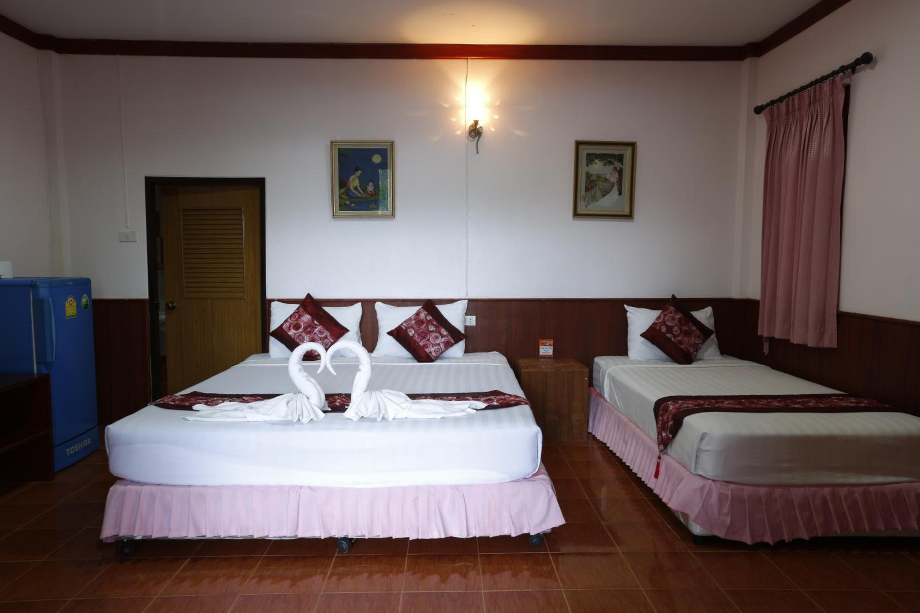 Rung Arun Resort