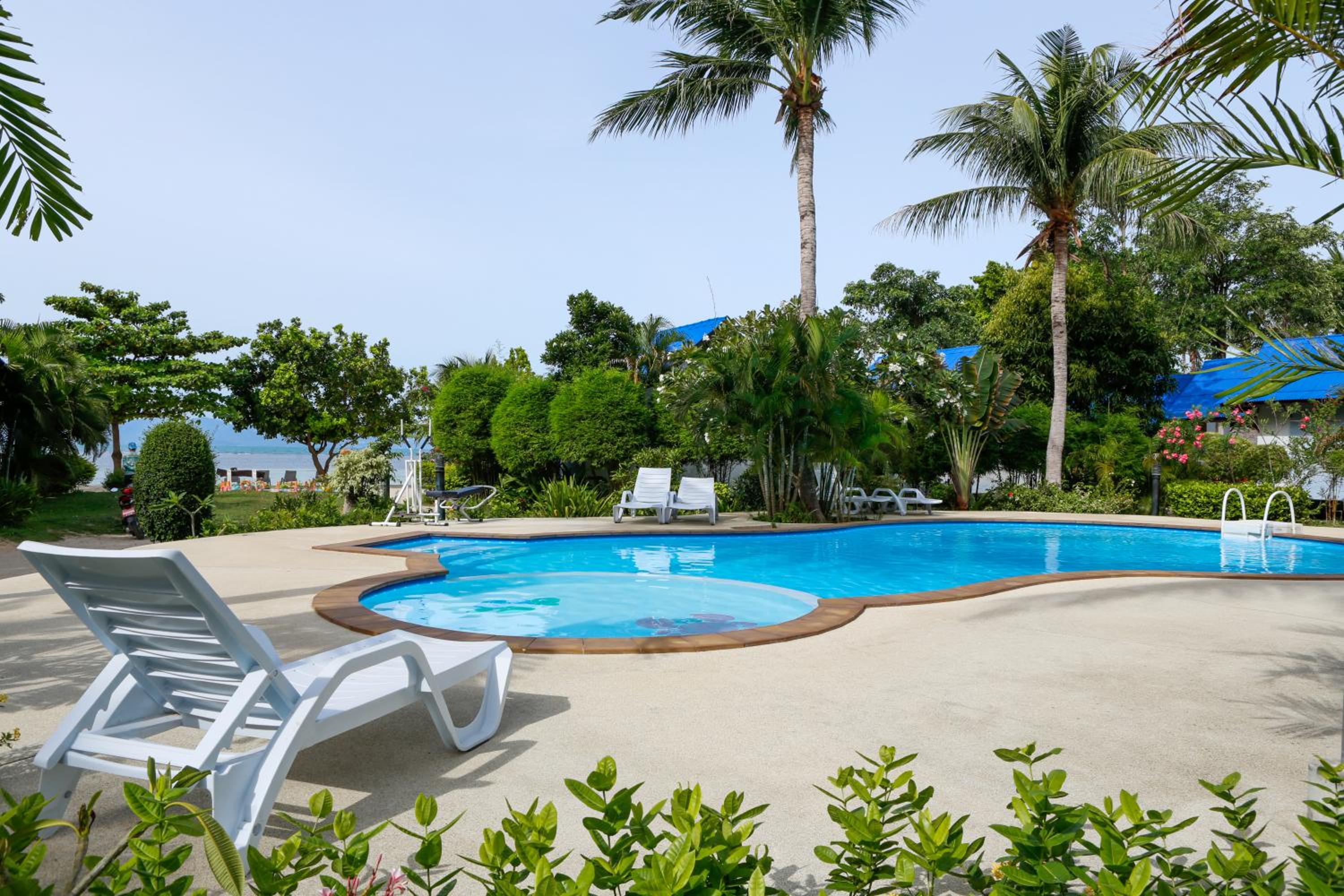 Rung Arun Resort