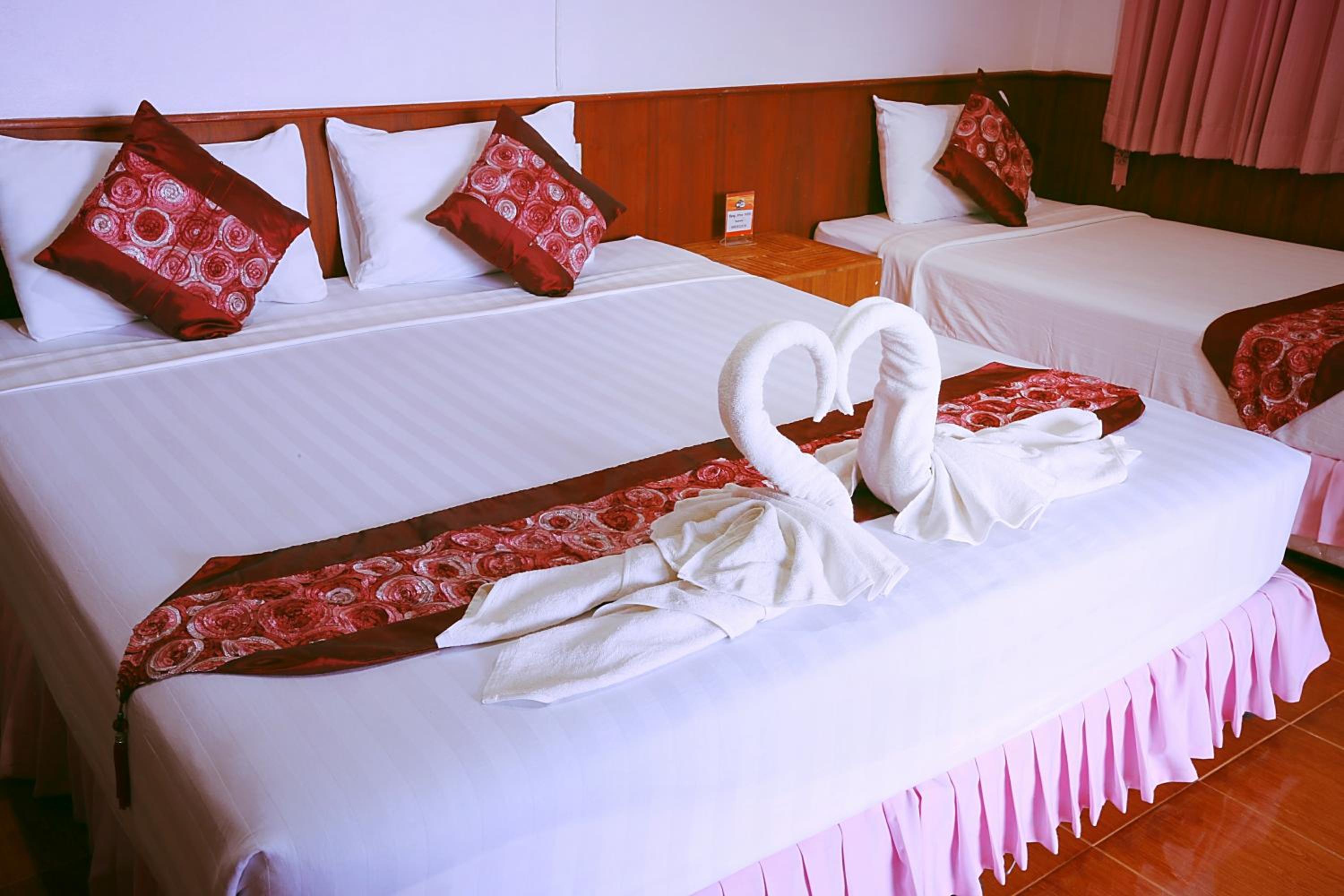 Rung Arun Resort