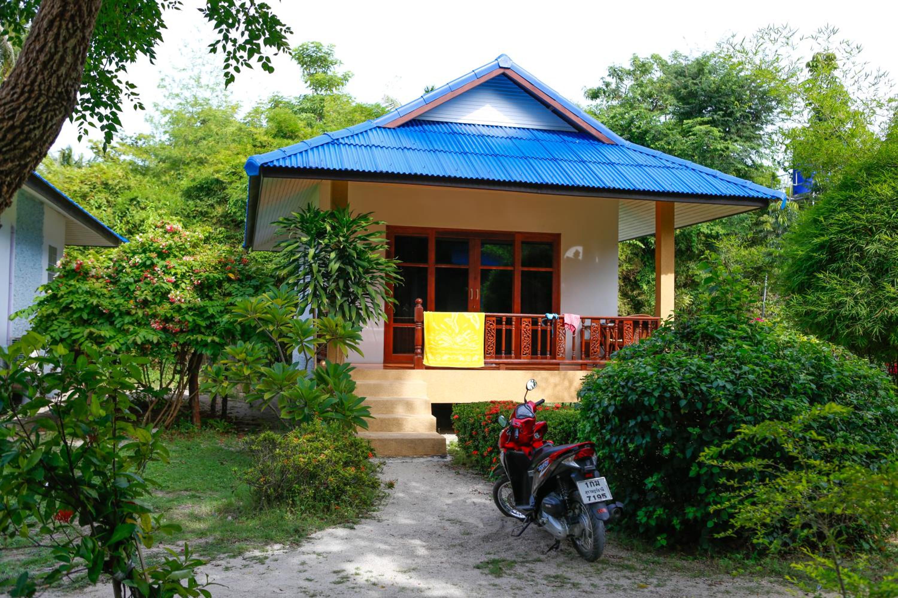 Rung Arun Resort