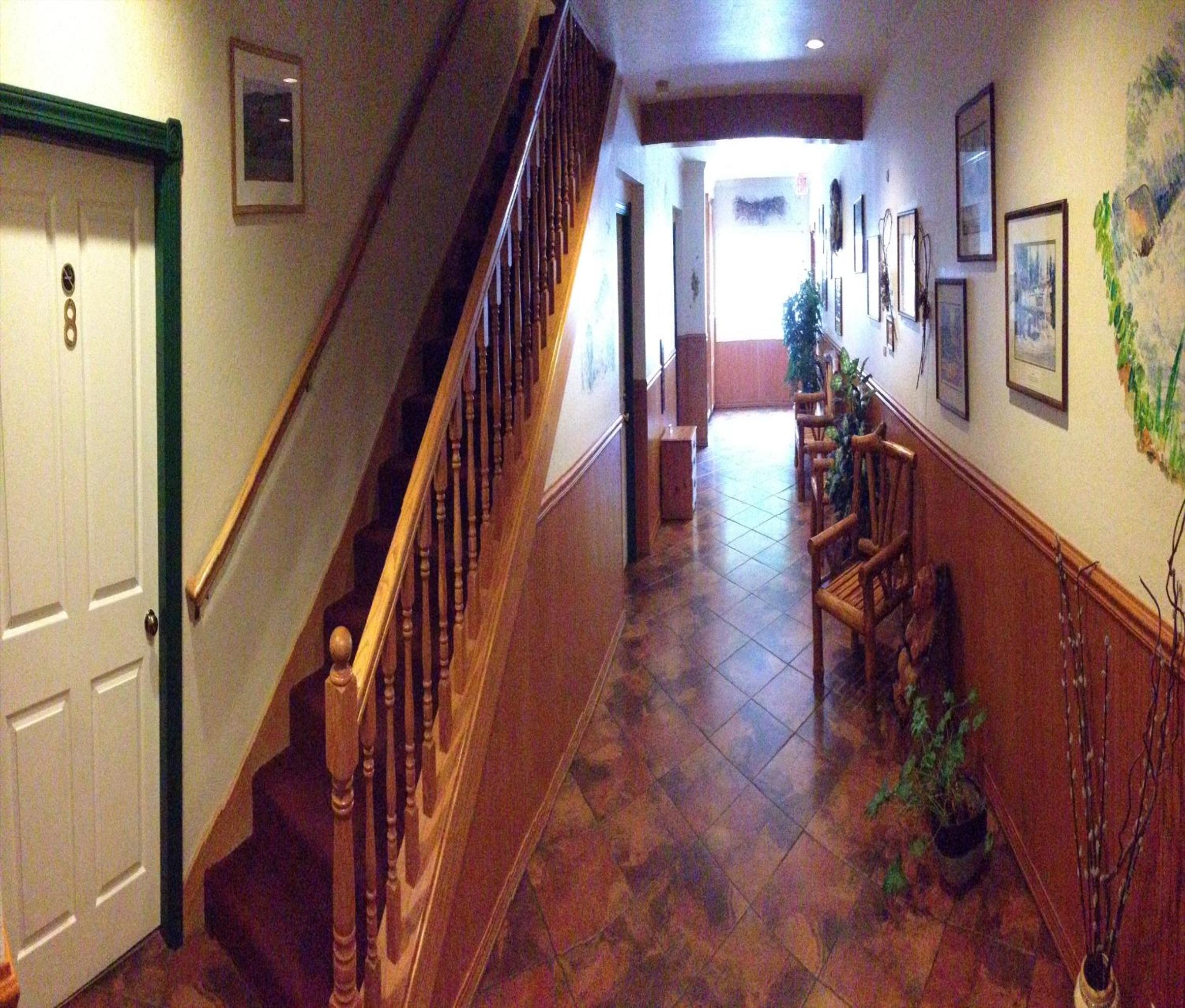StrawberryInn River Front Resort