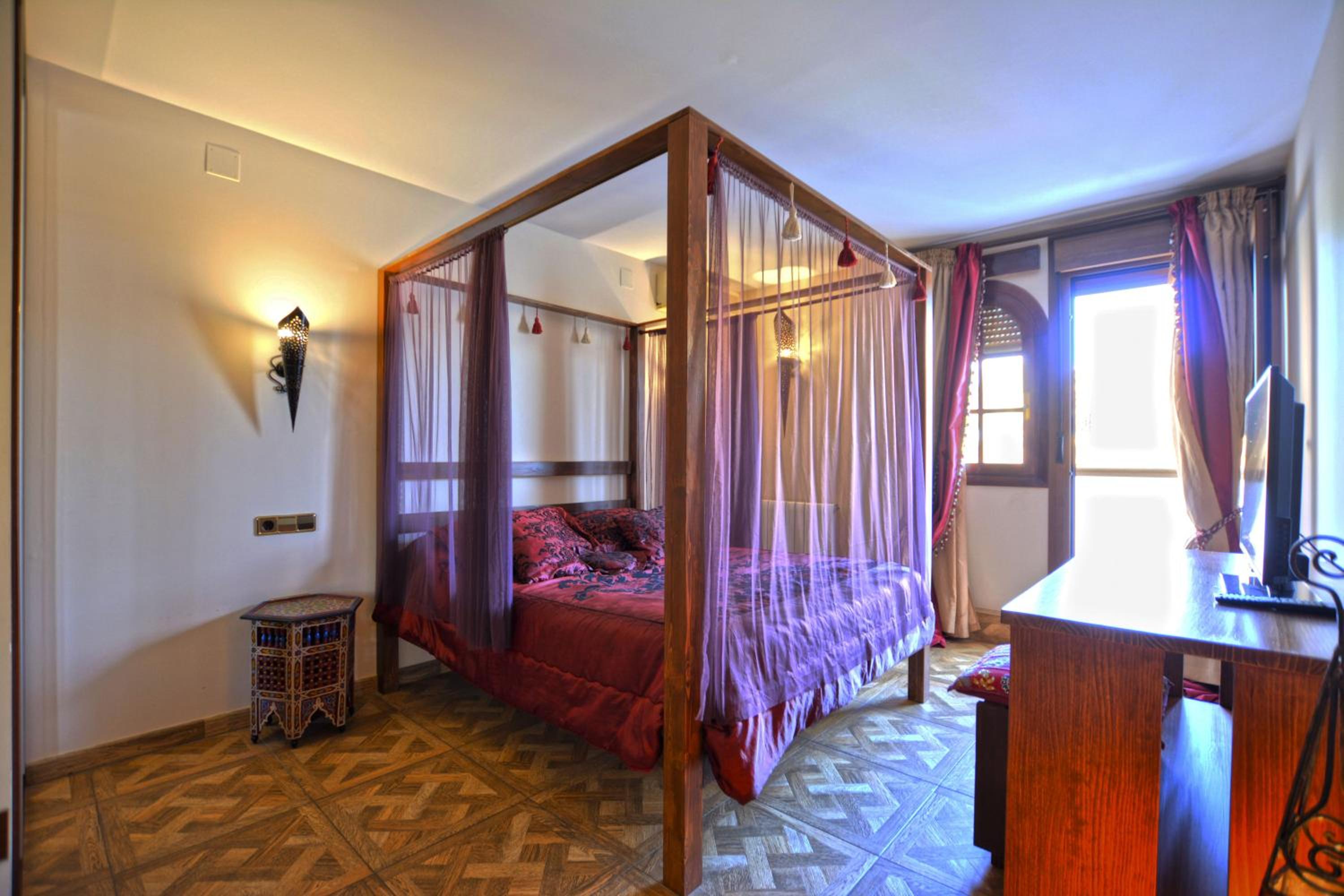 Hostal Mont Royal