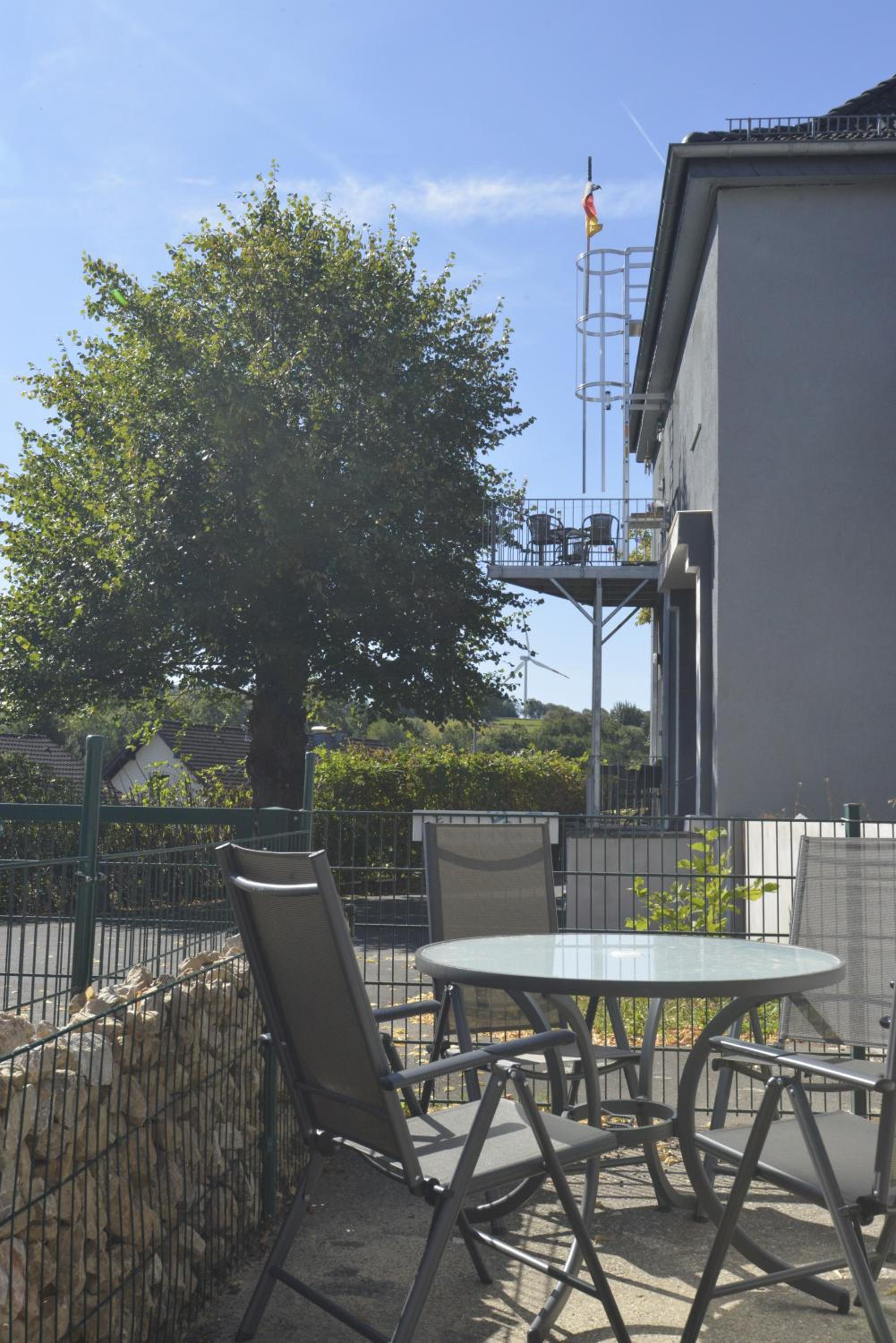 Alte Schule 1 en Kall — balance & terrace