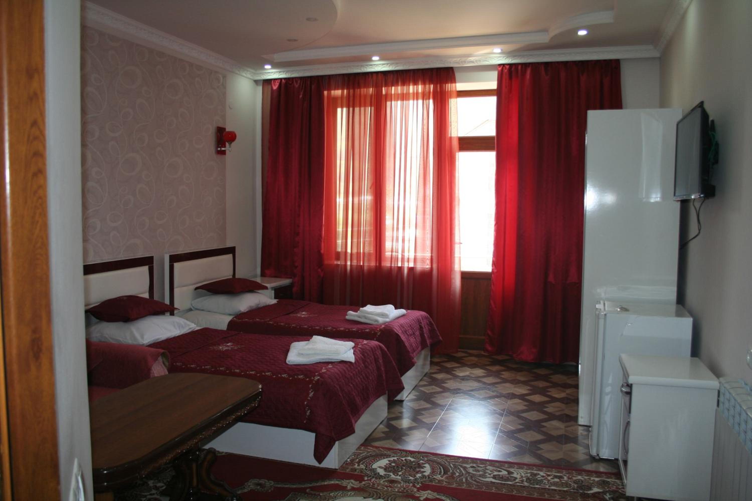 Hotel Noy