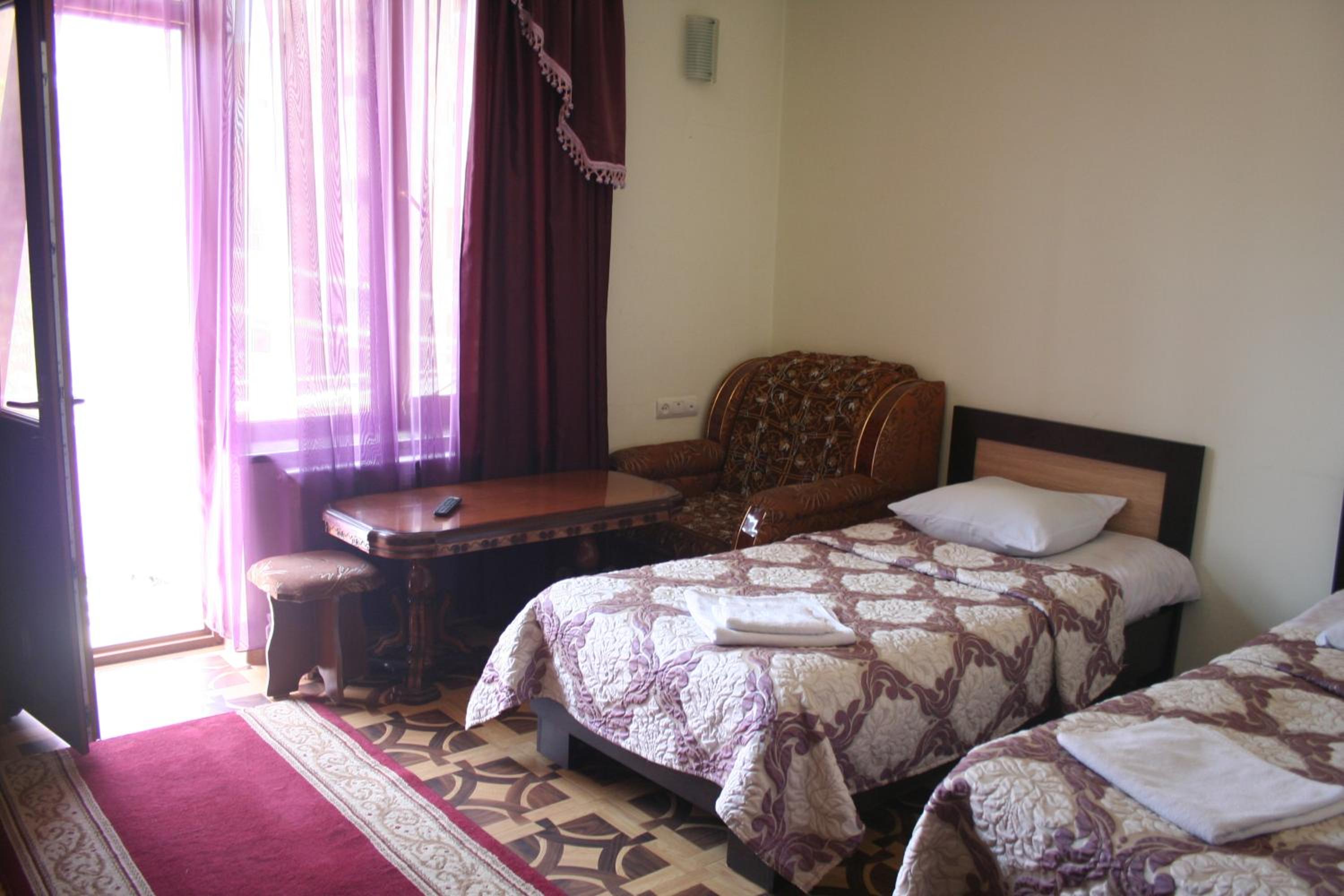 Hotel Noy