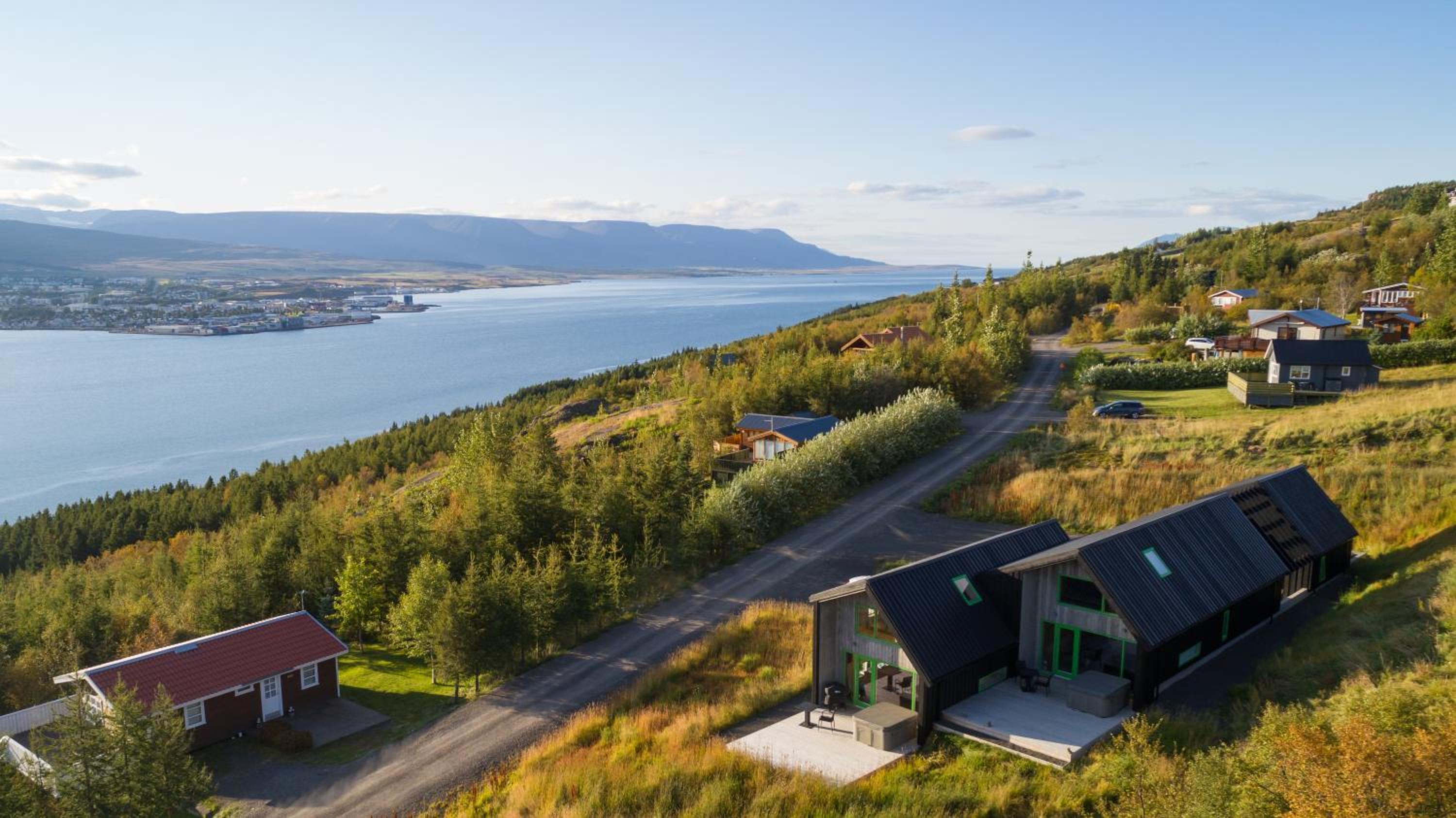 Viking Cottages & Apartments