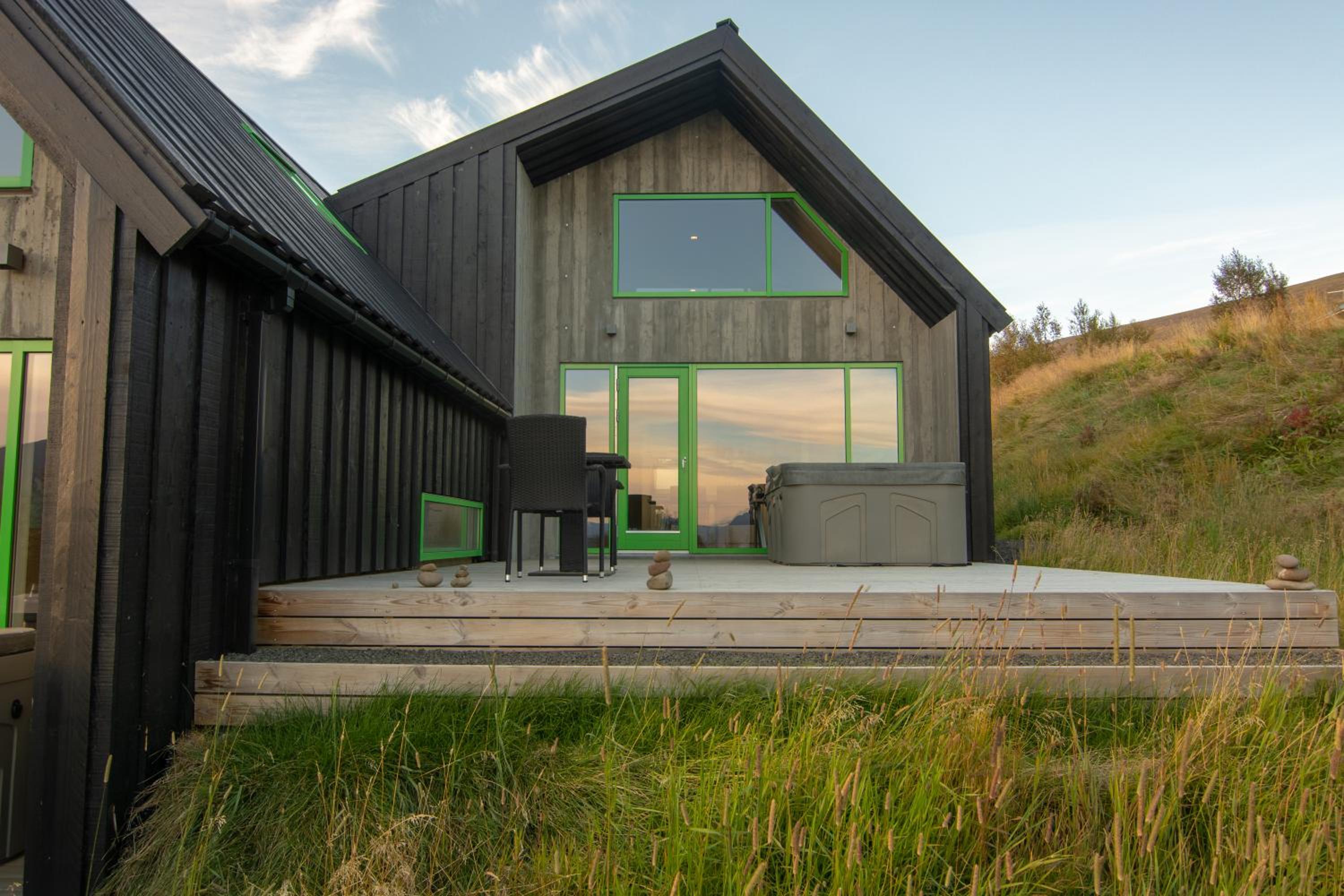 Viking Cottages & Apartments