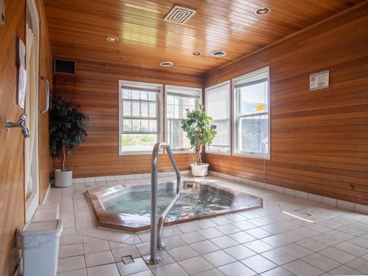 The Ranchland Inn Kamloops
