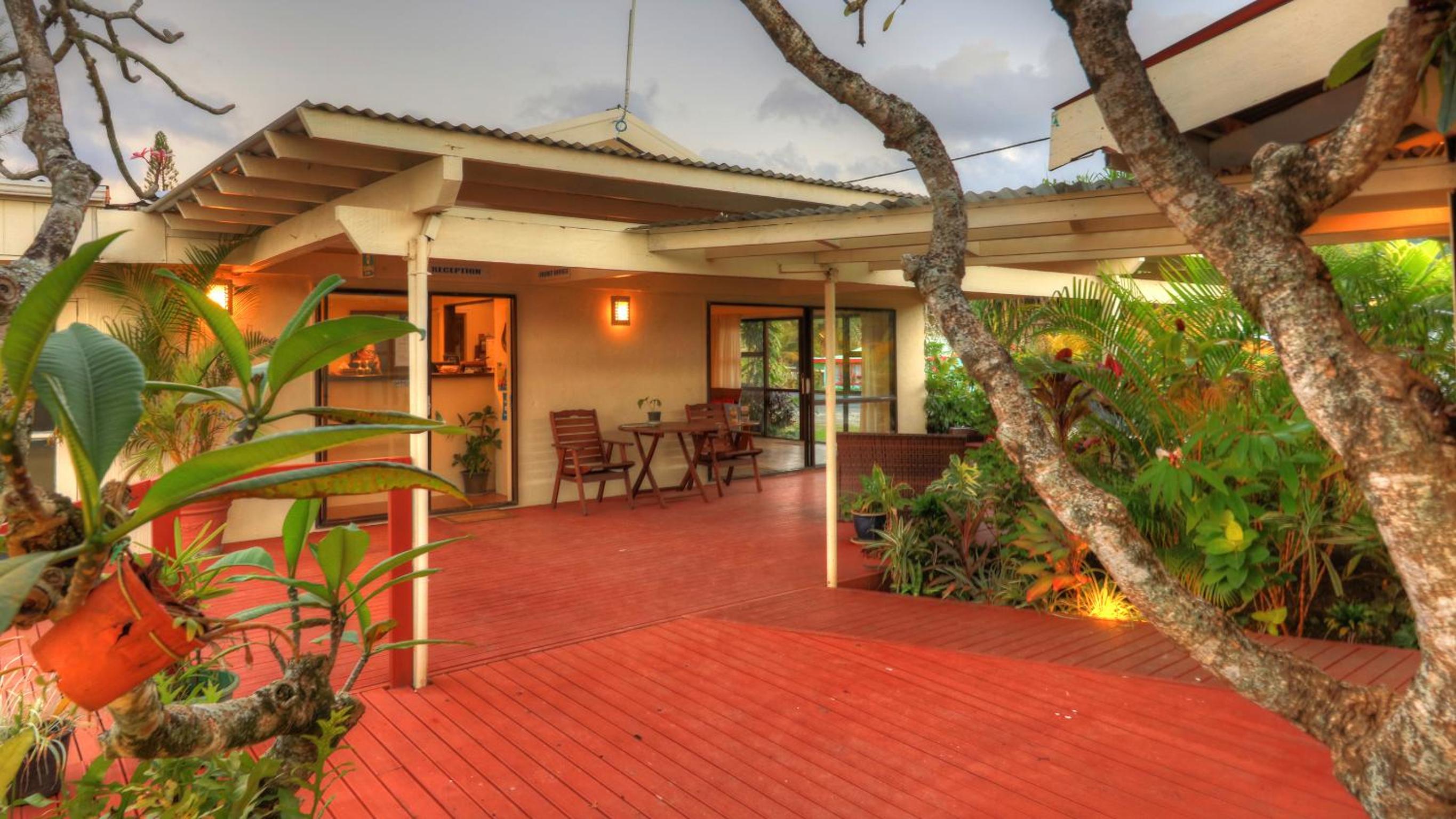 Kiikii Inn & Suites