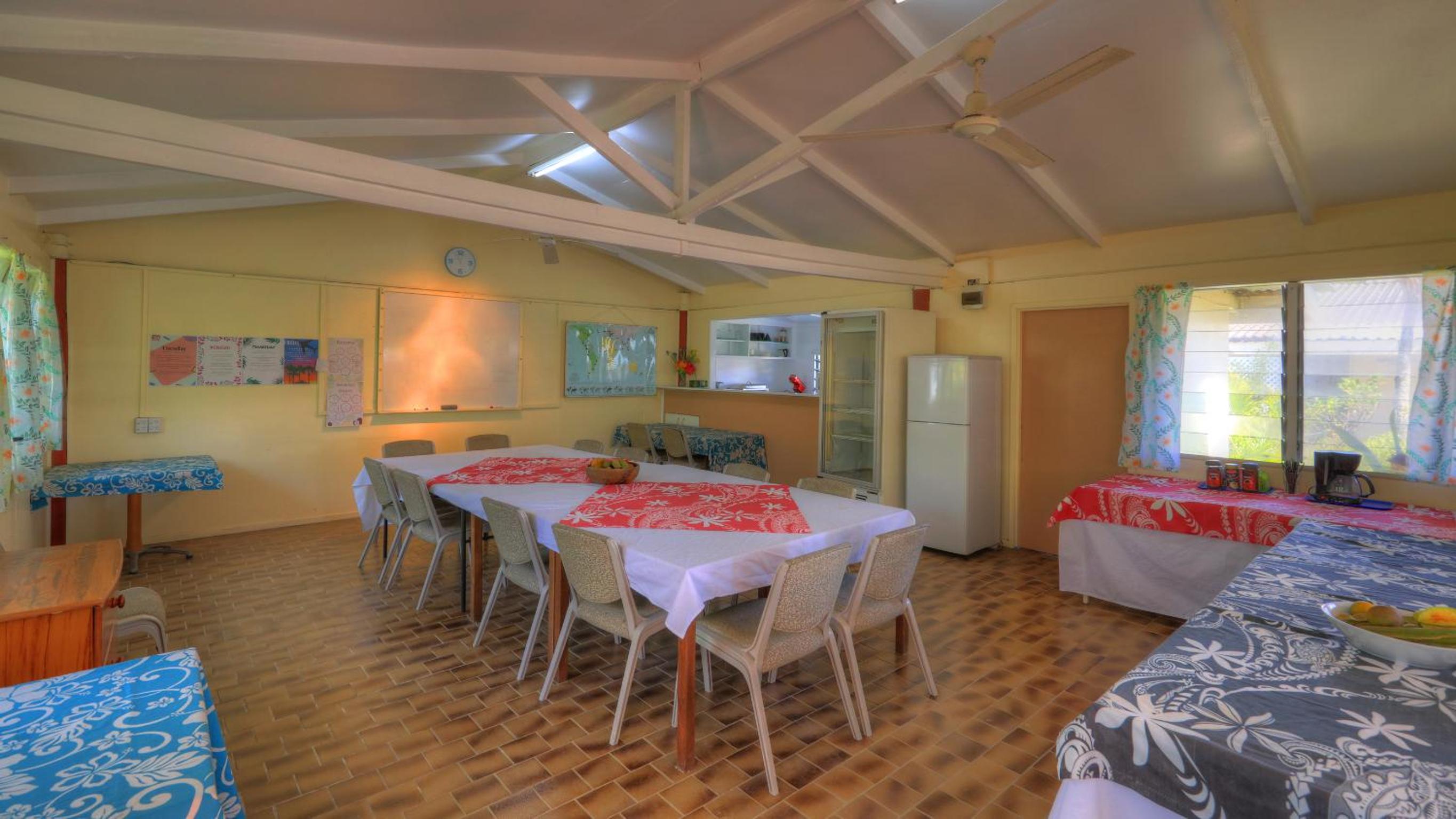 Kiikii Inn & Suites