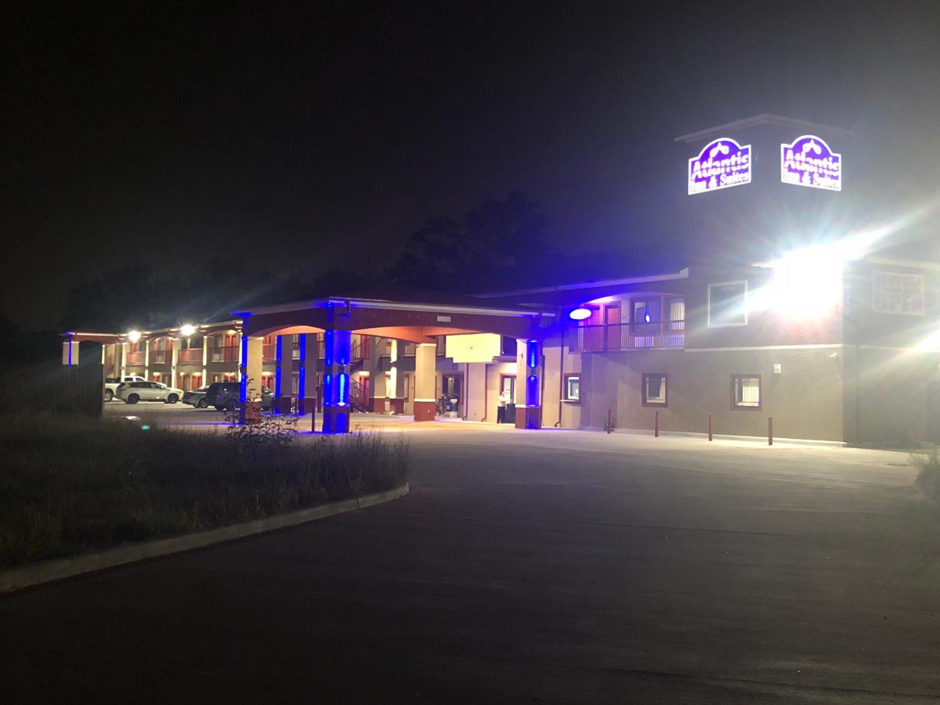 Atlantis Inn Suites