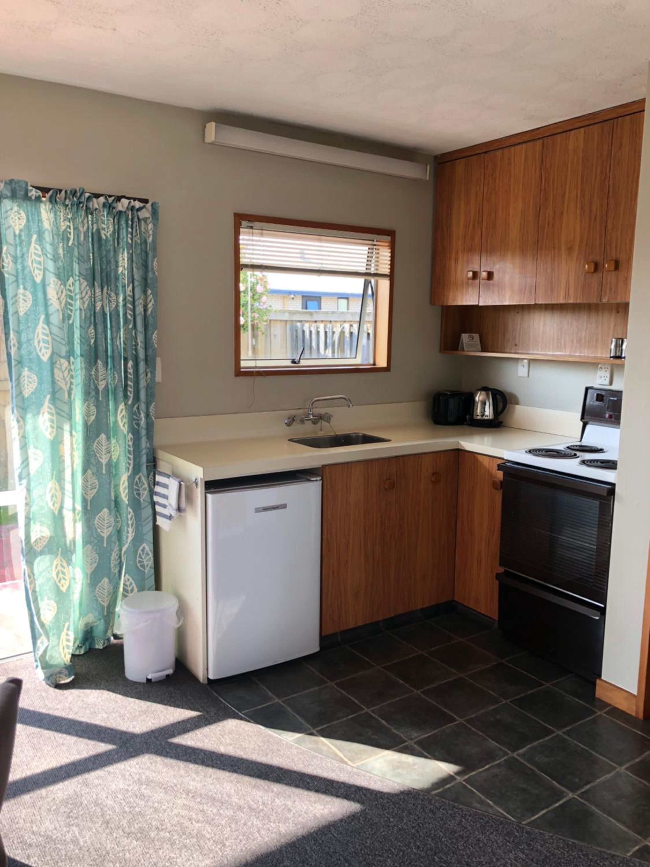 Lilybrook Motel