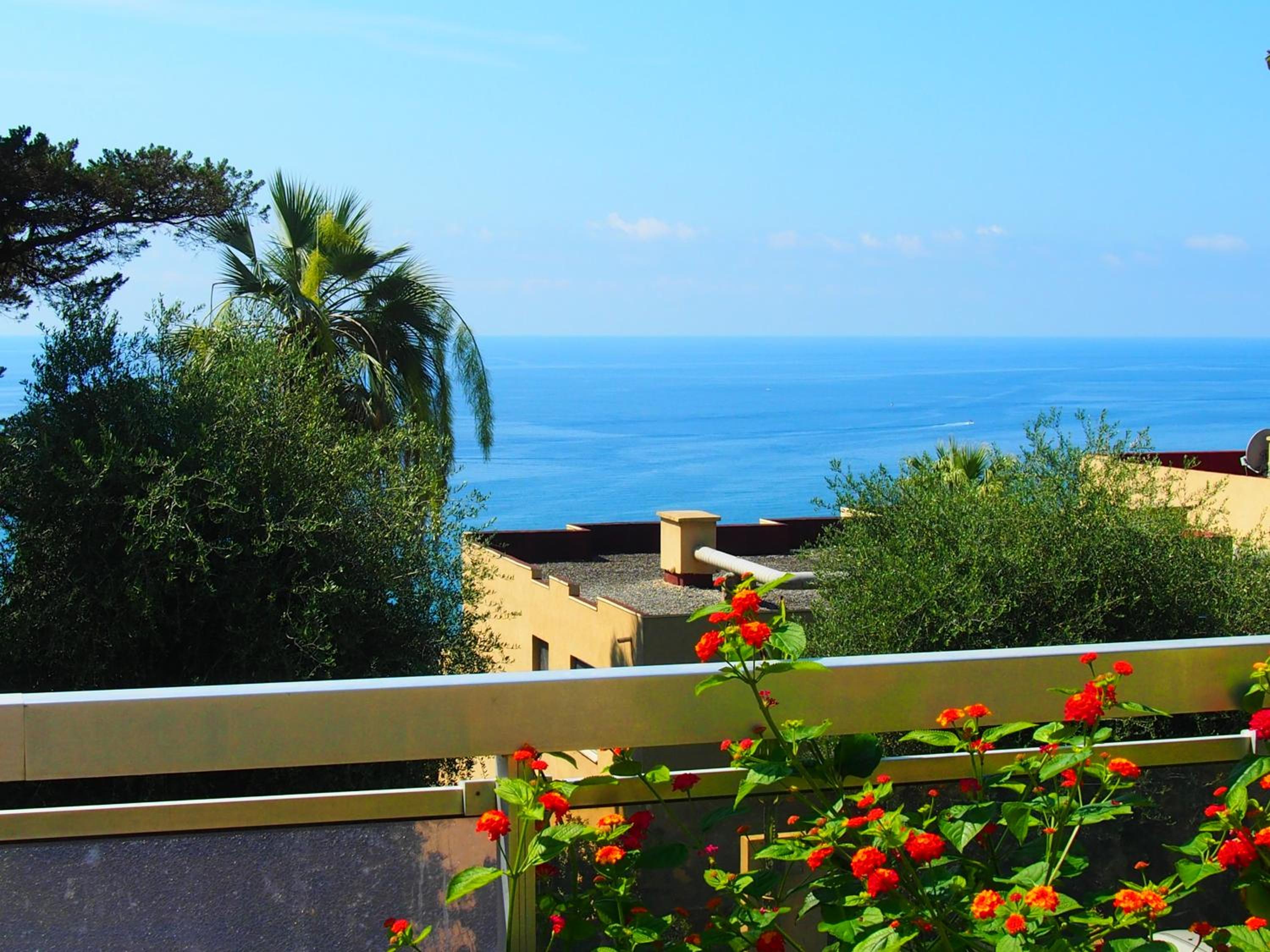 Menton Vacations - Les Terrasses de la Mer - Property Image 1