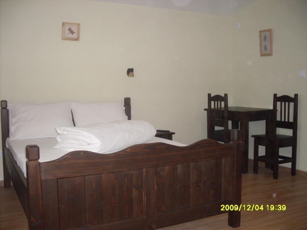 Photo 24