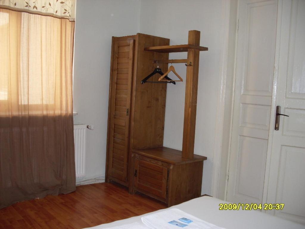 Photo 35