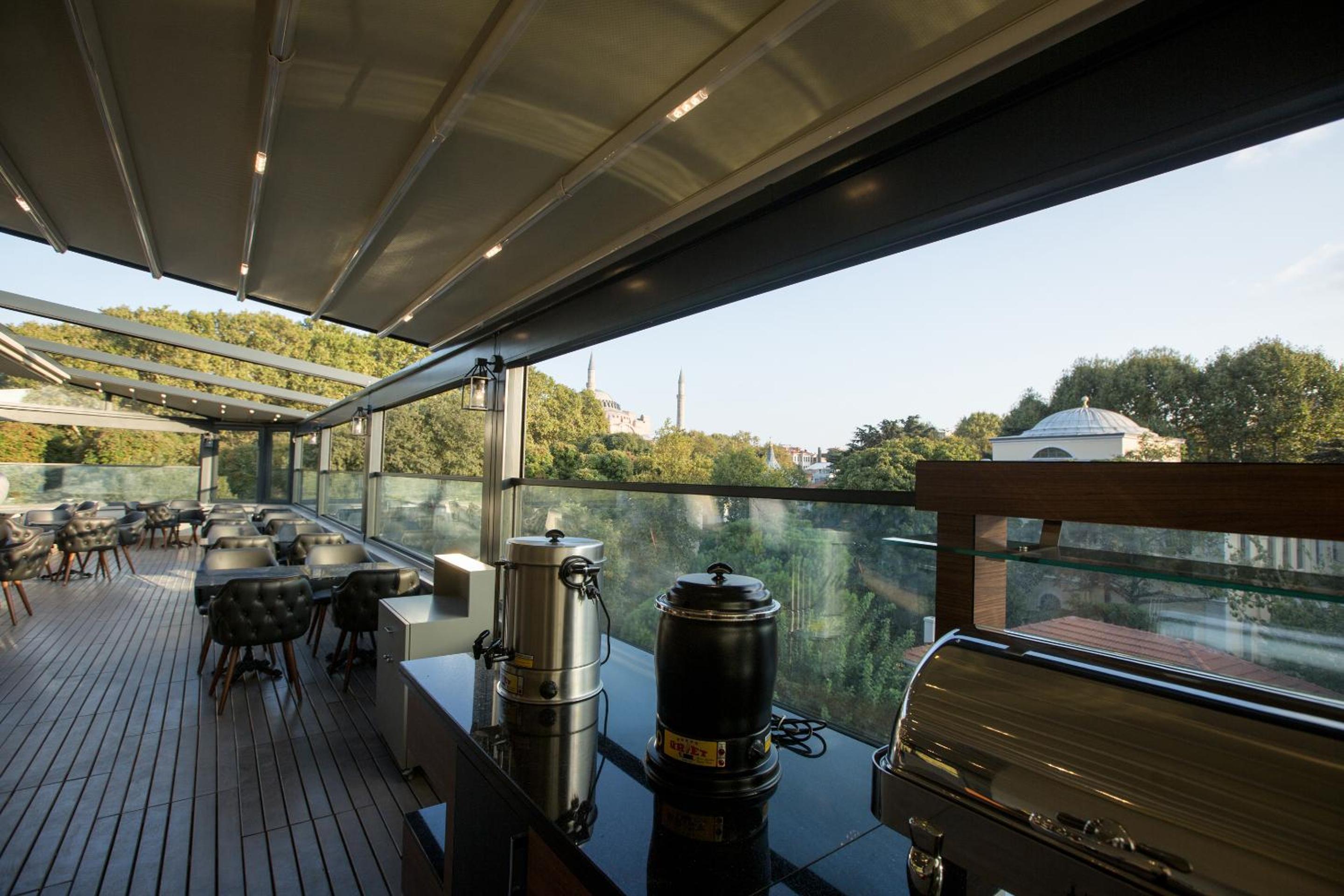 Idylle Hotel - Image 100