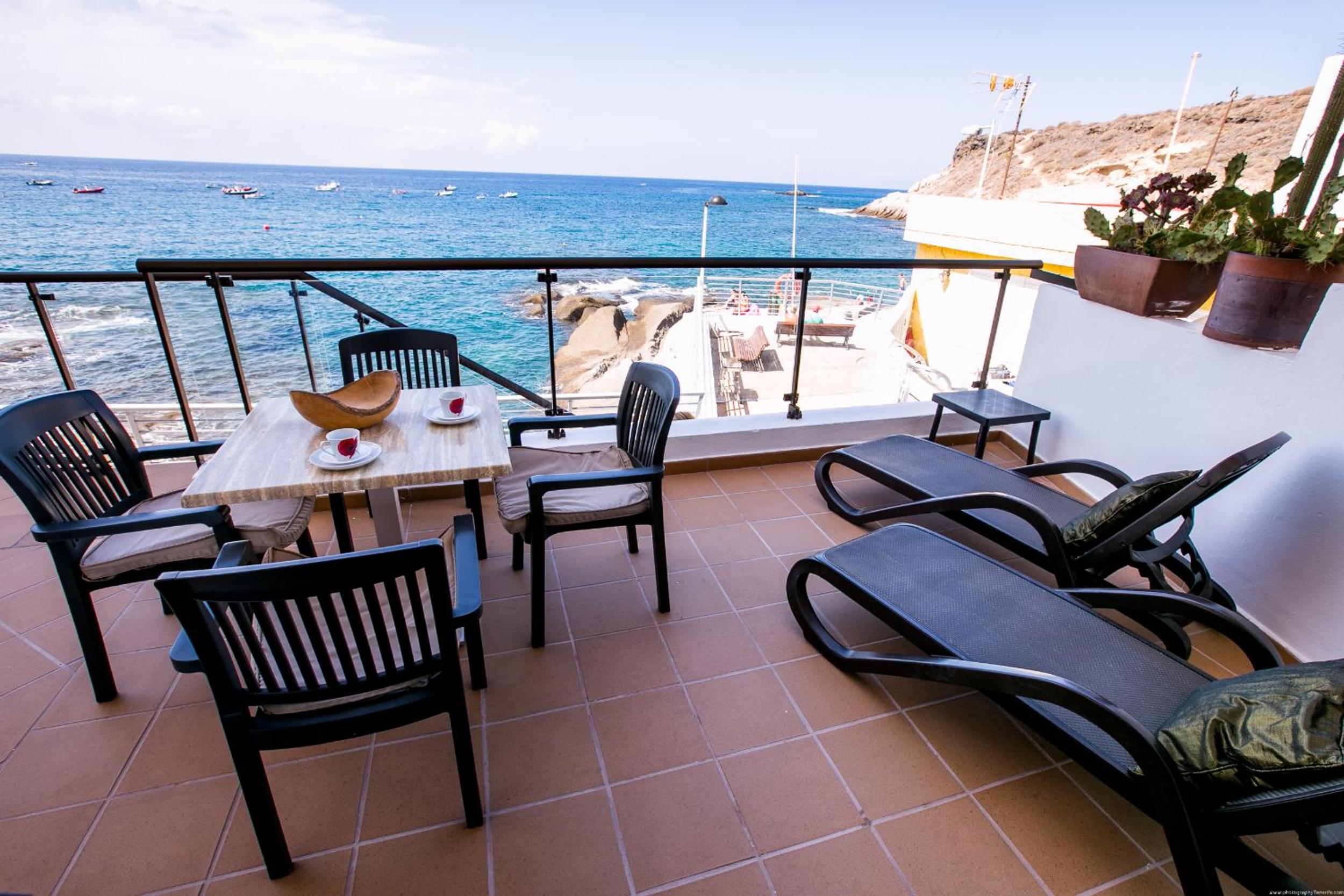Apartments La Caleta Sunrises view 2