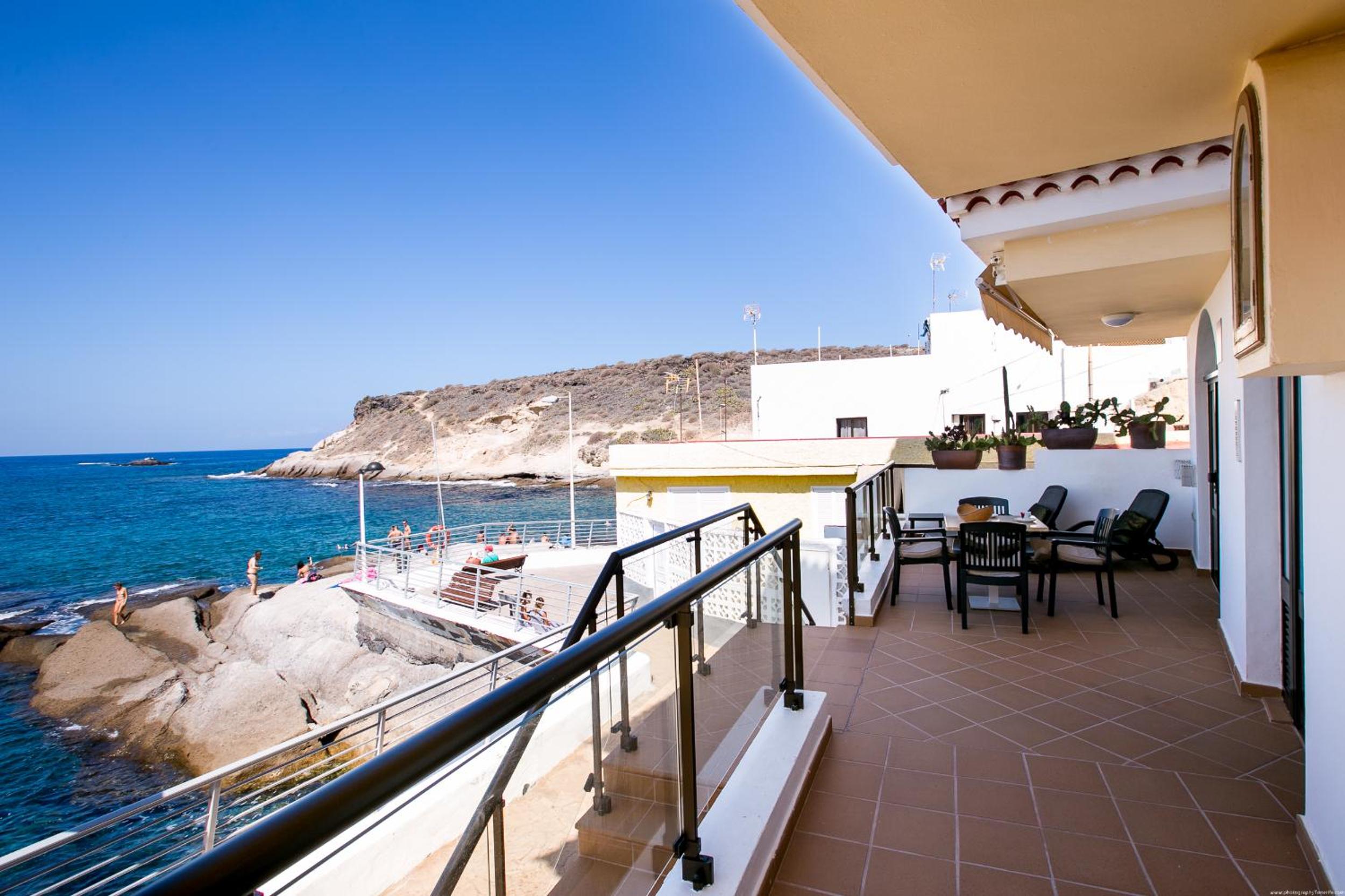 Apartments La Caleta Sunrises view 3