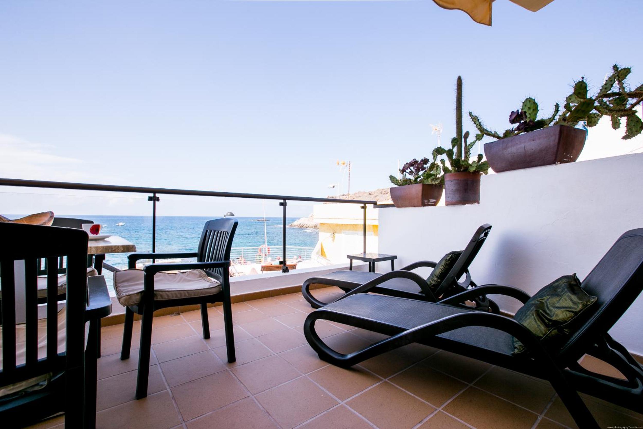 Apartments La Caleta Sunrises view 4
