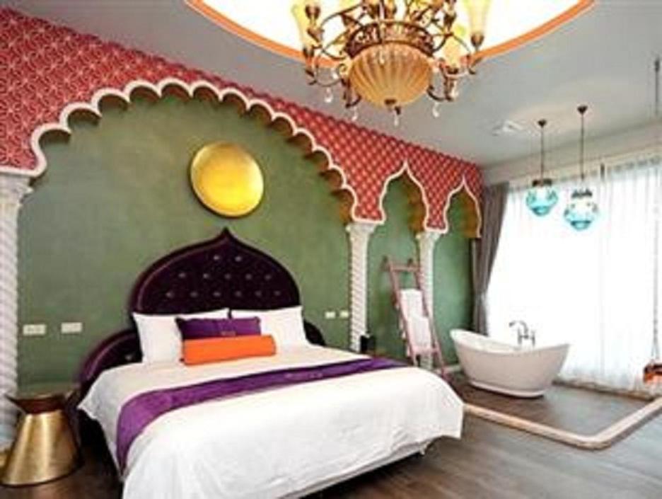 Follow Me designed B&B