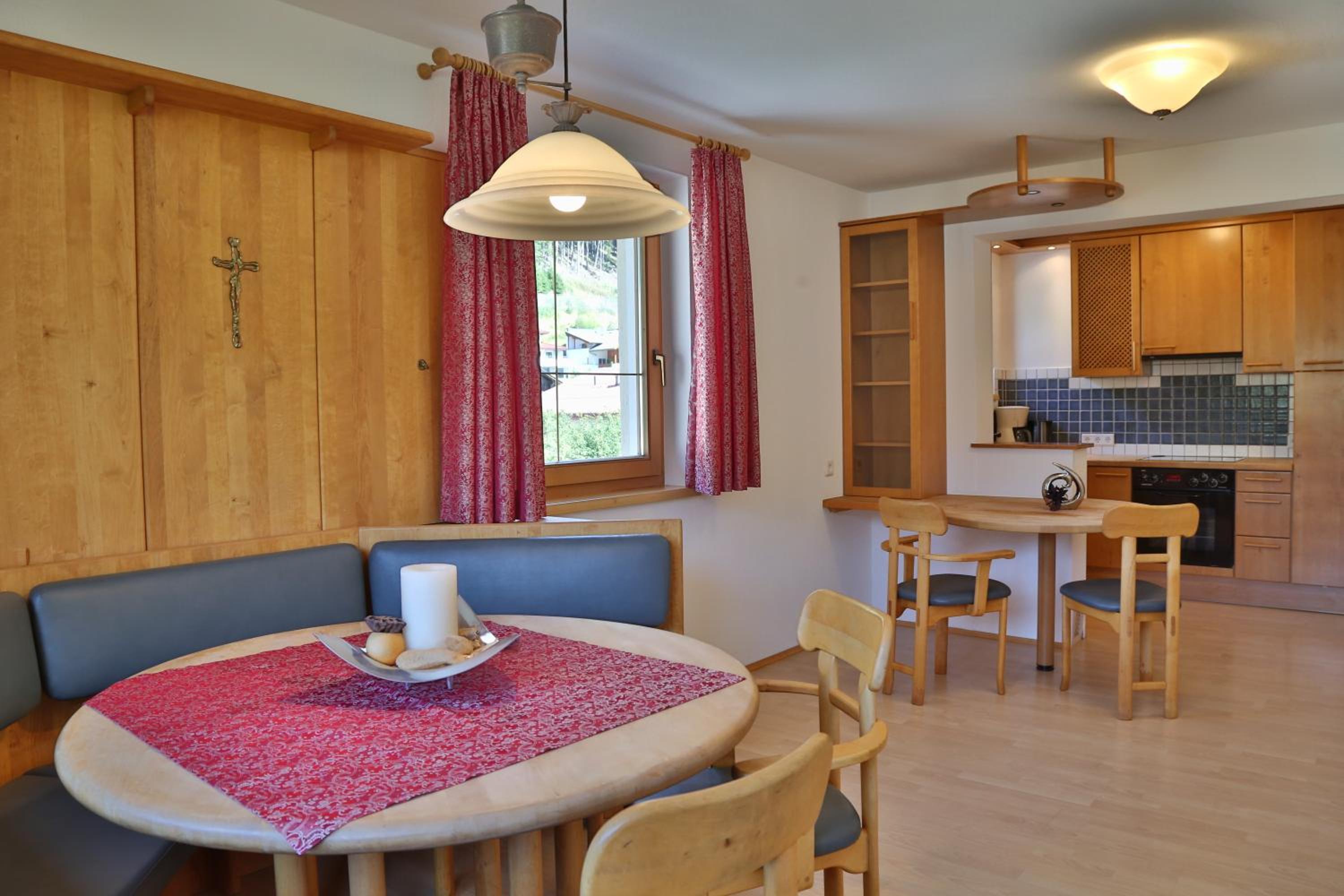 Alp Larain B&B