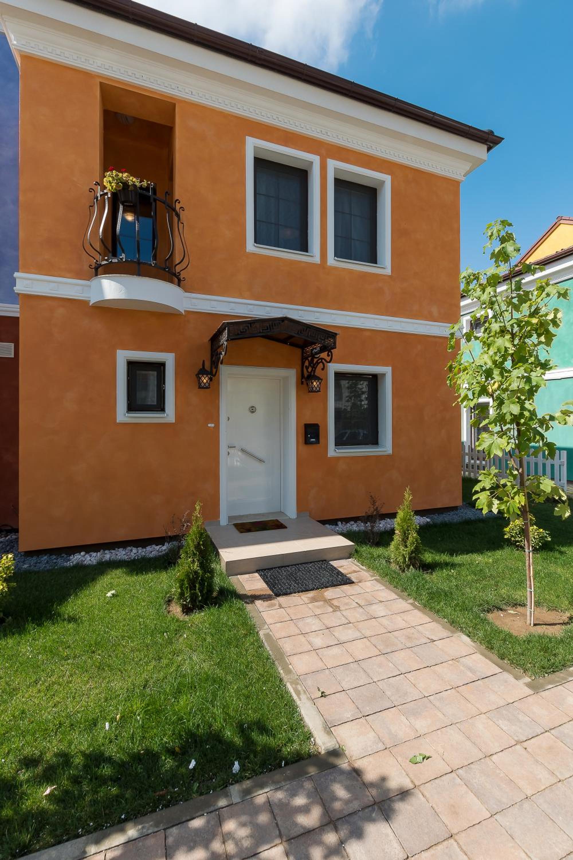 Hotel Bucharest Airport Suites & Villas - Image 1