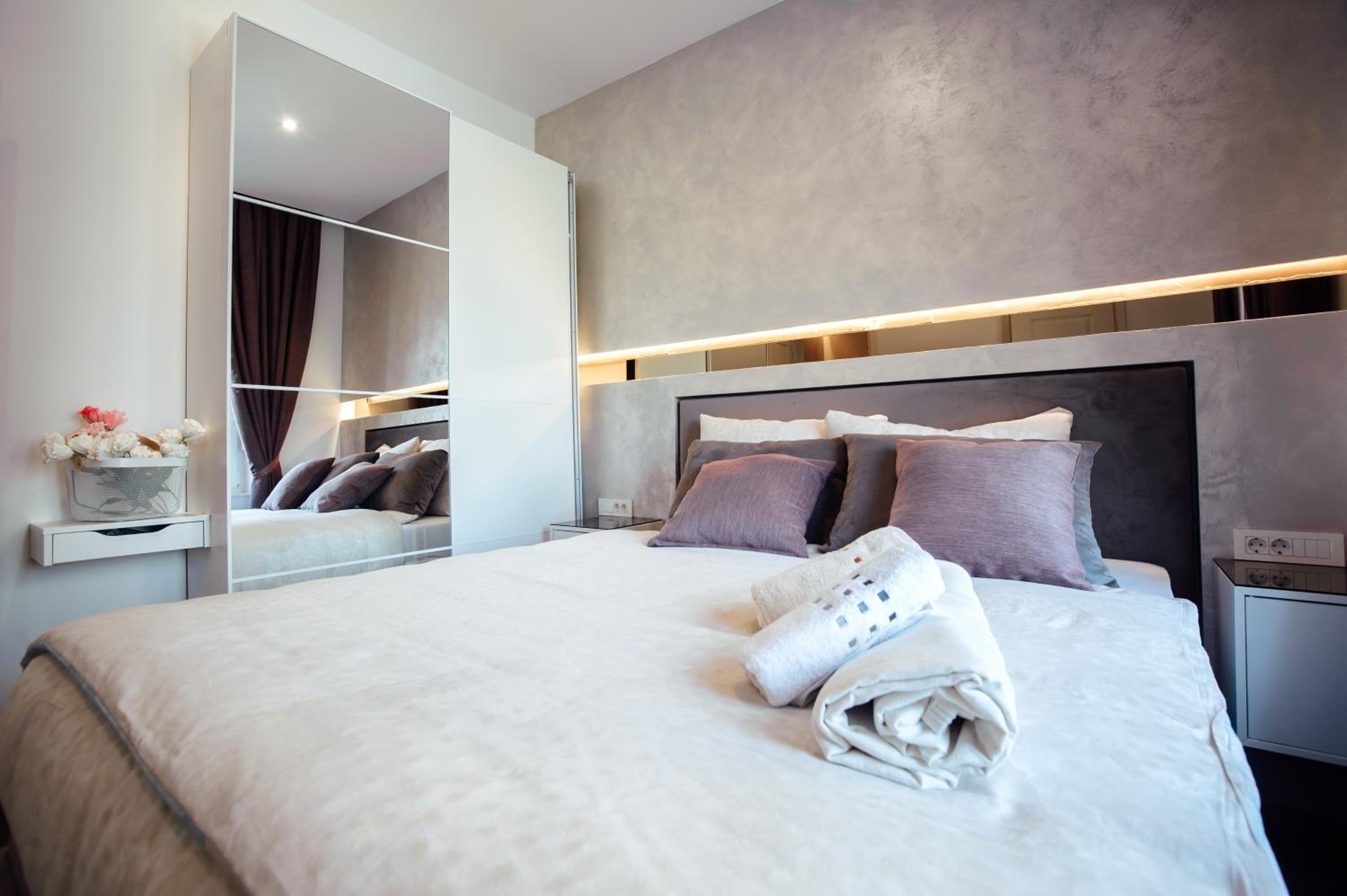 Citylux Apartments