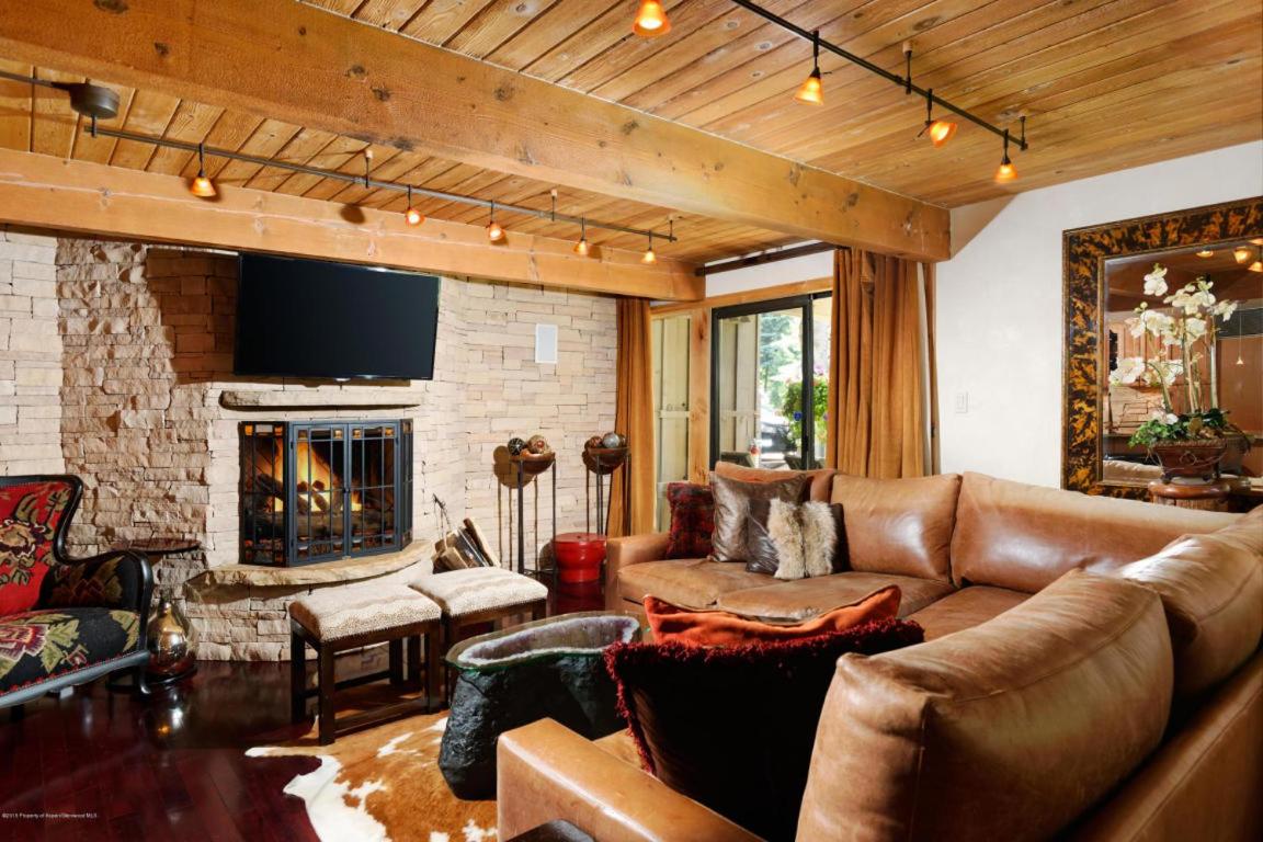 Downtown Aspen Condominiums view 2