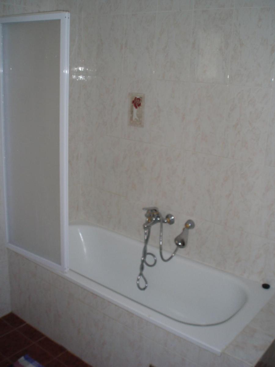 Photo 50