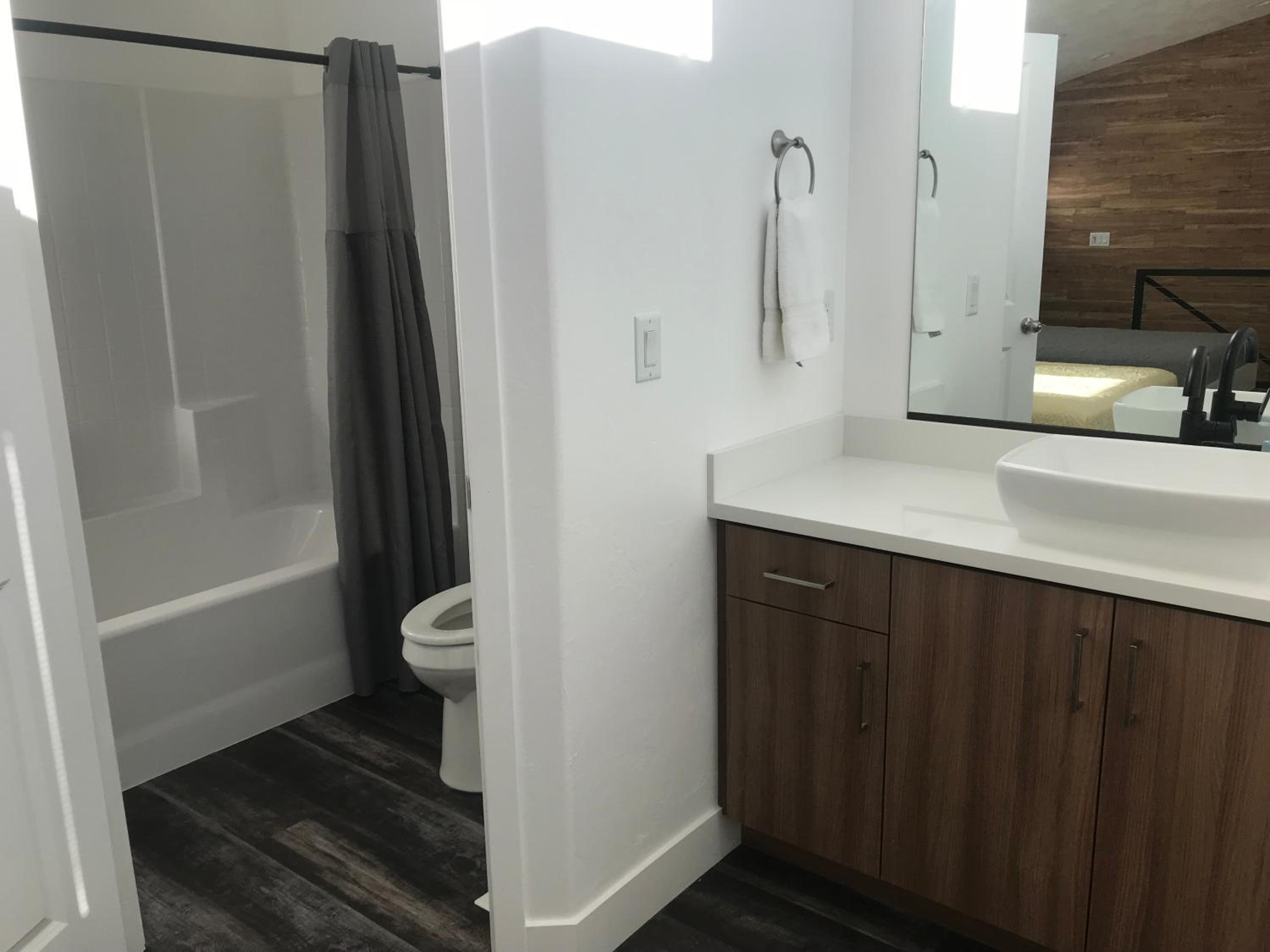 Kanab Vacations - Apple Hollow Cabins - Property Image 4