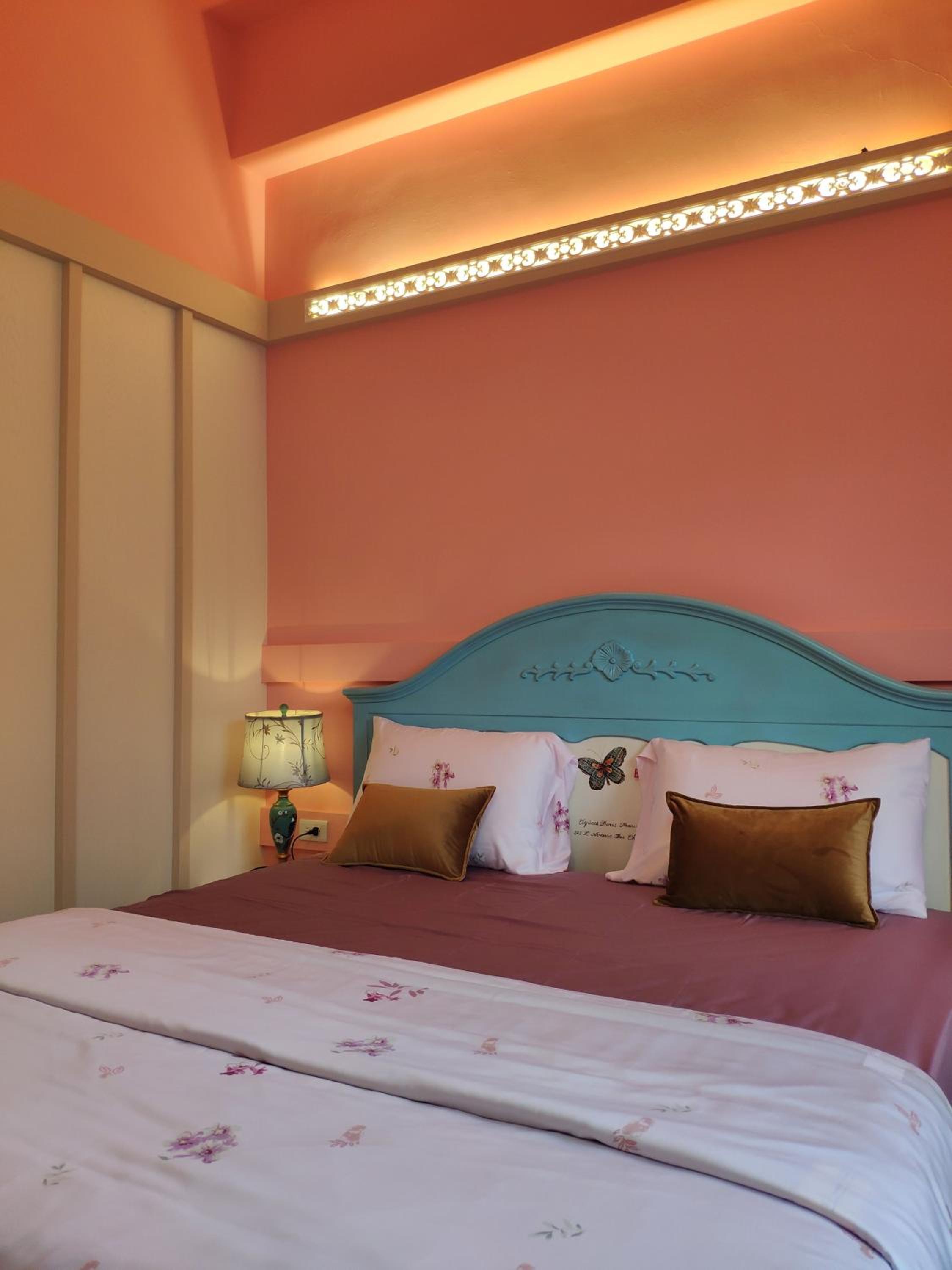 Photo 98