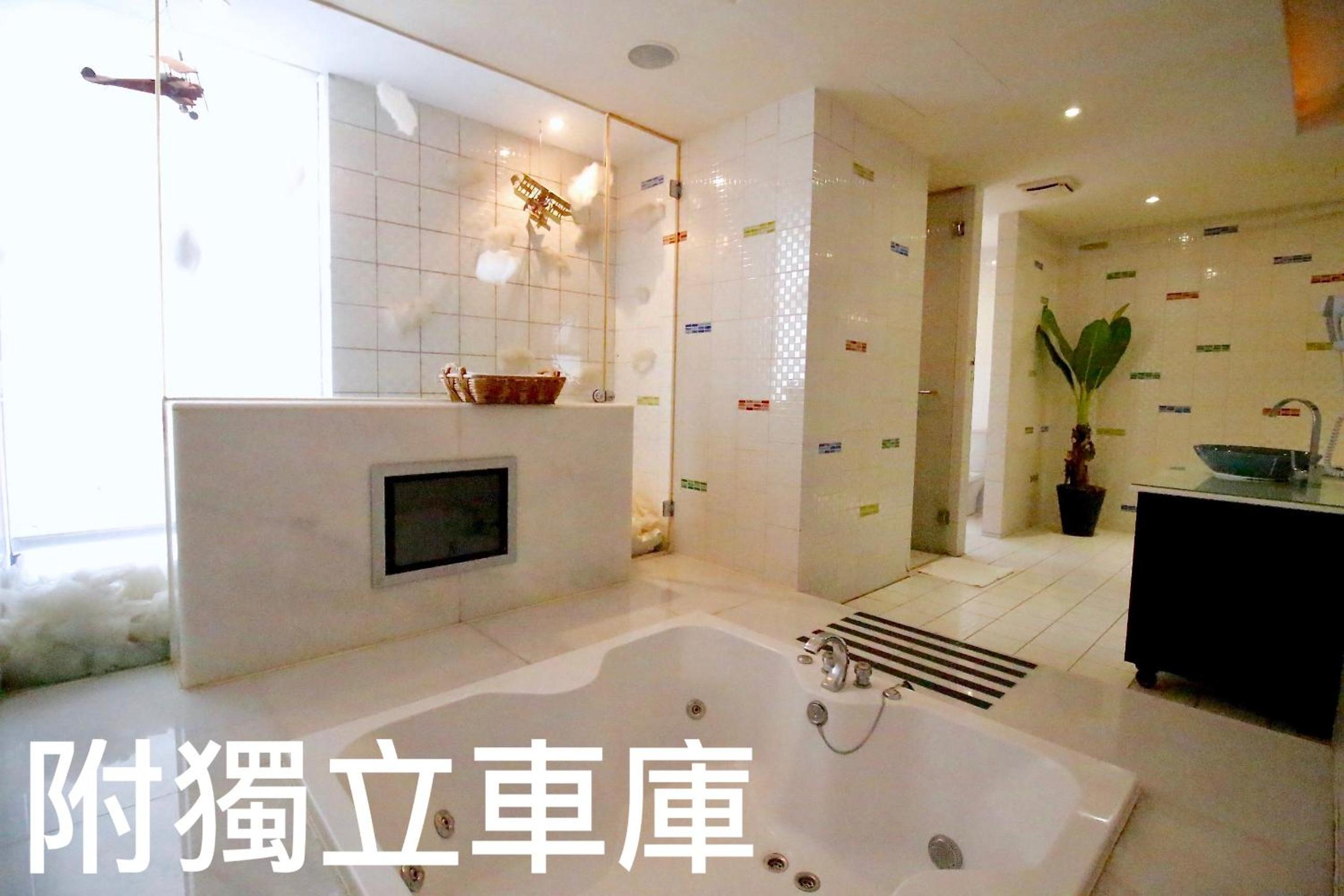 Photo 23