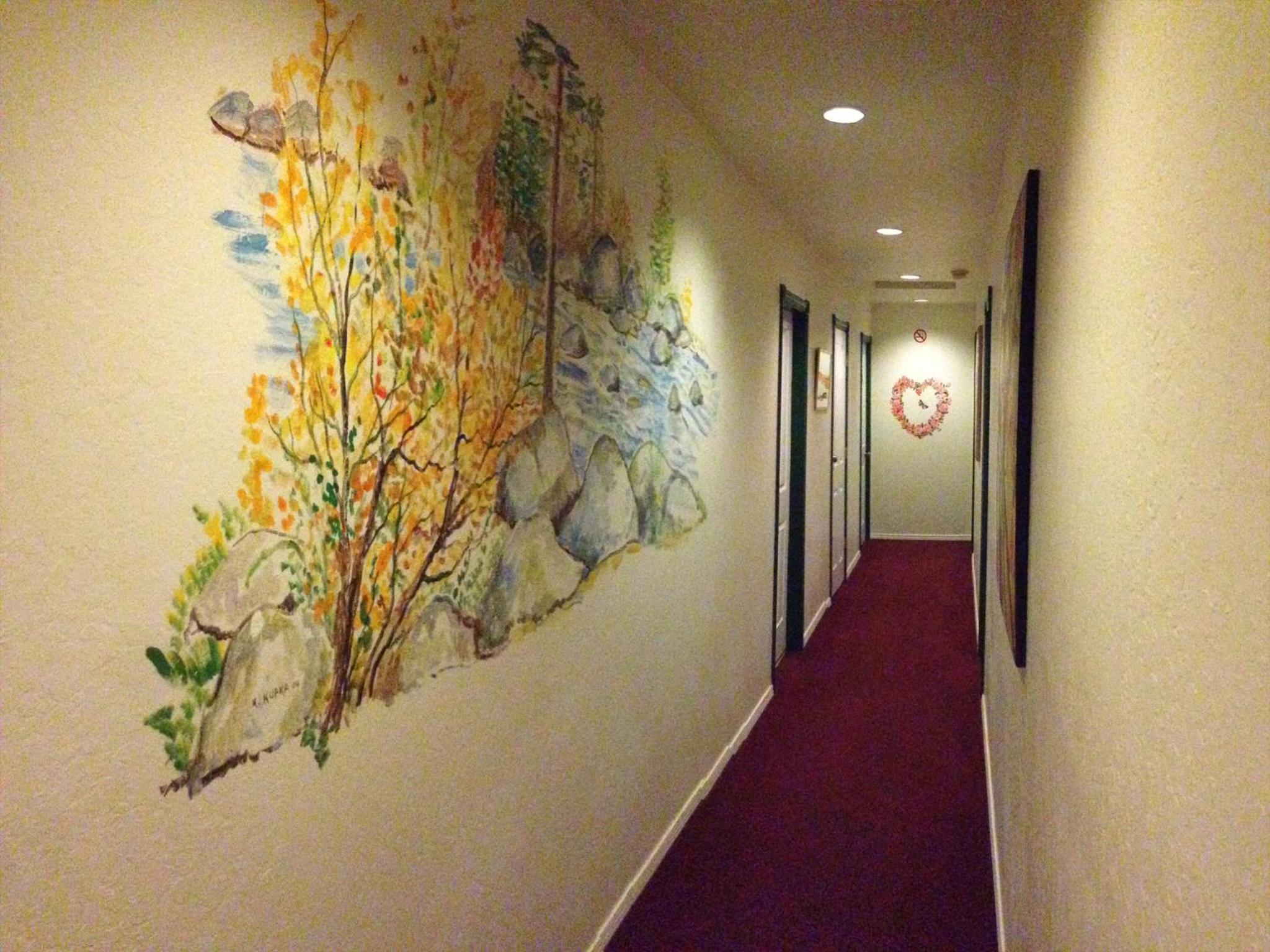 StrawberryInn River Front Resort