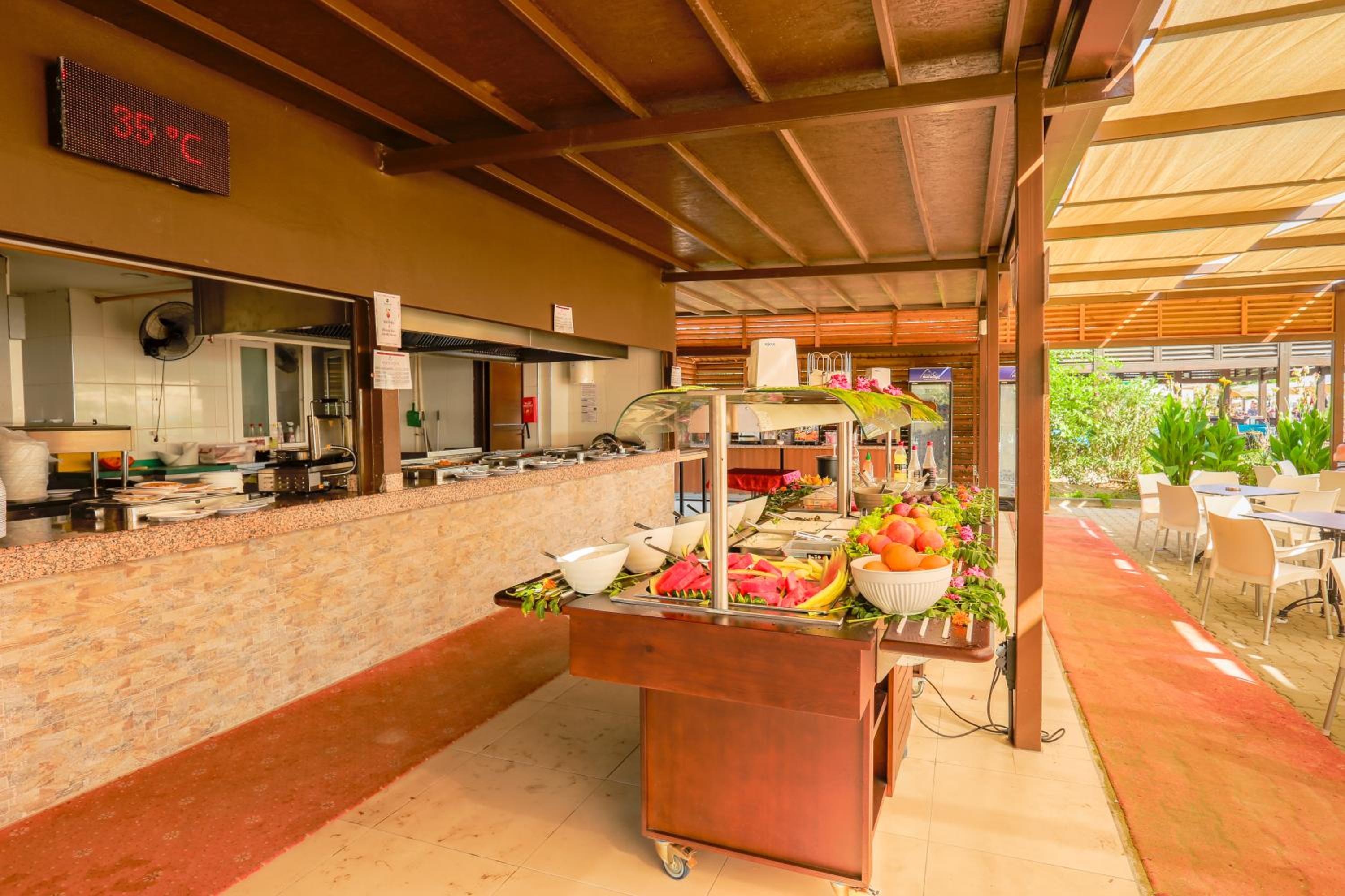 Side Vacations - Side Aquamarin Resort  Spa - Property Image 1
