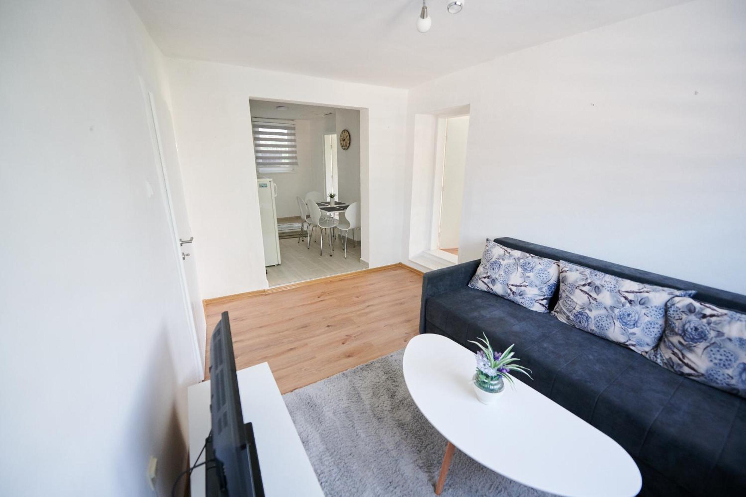 Lovely House Apartment view 4
