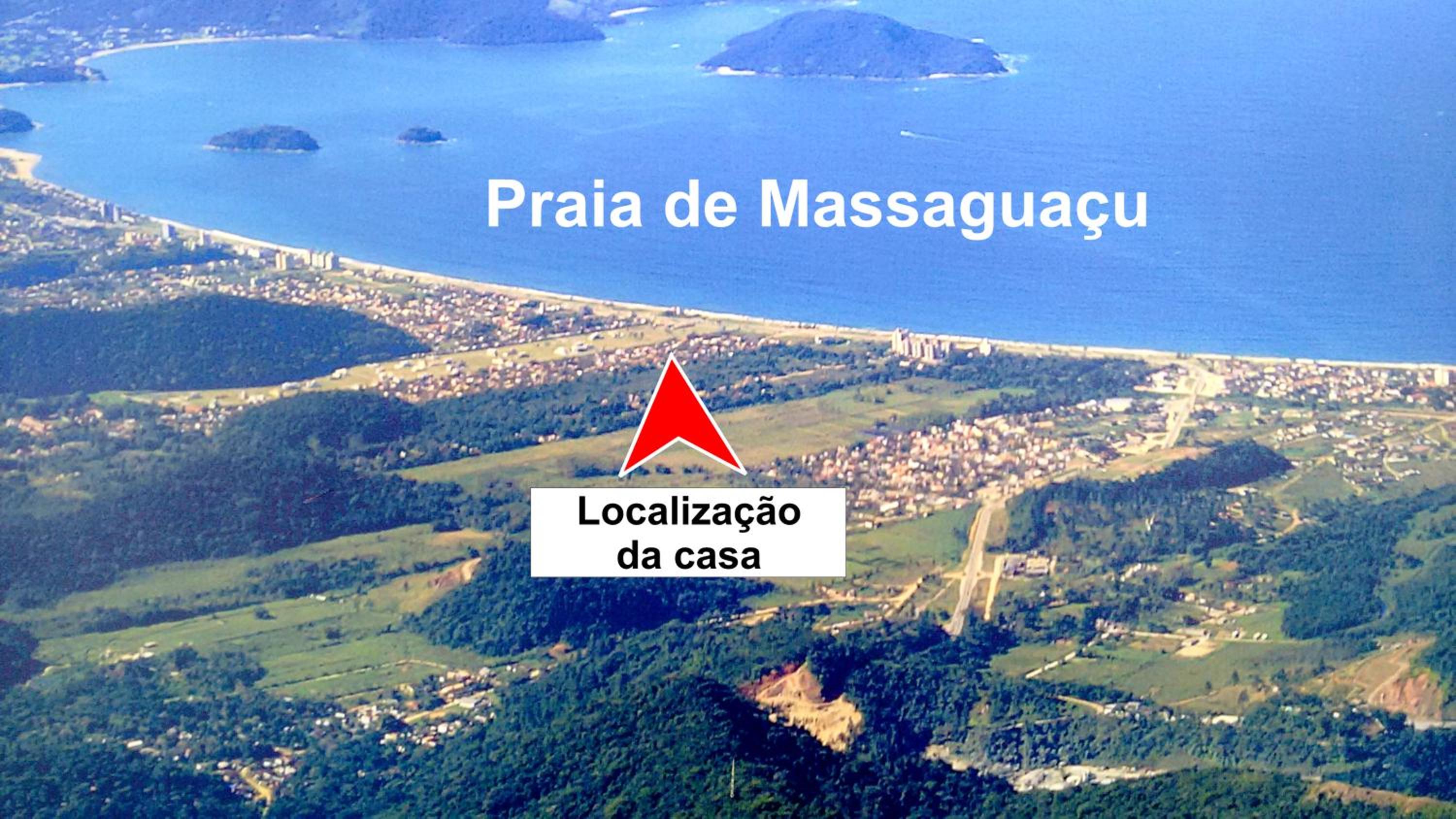 Casa com Piscina Exclusiva - Condomínio em frente ao Mar - Portaria 24h