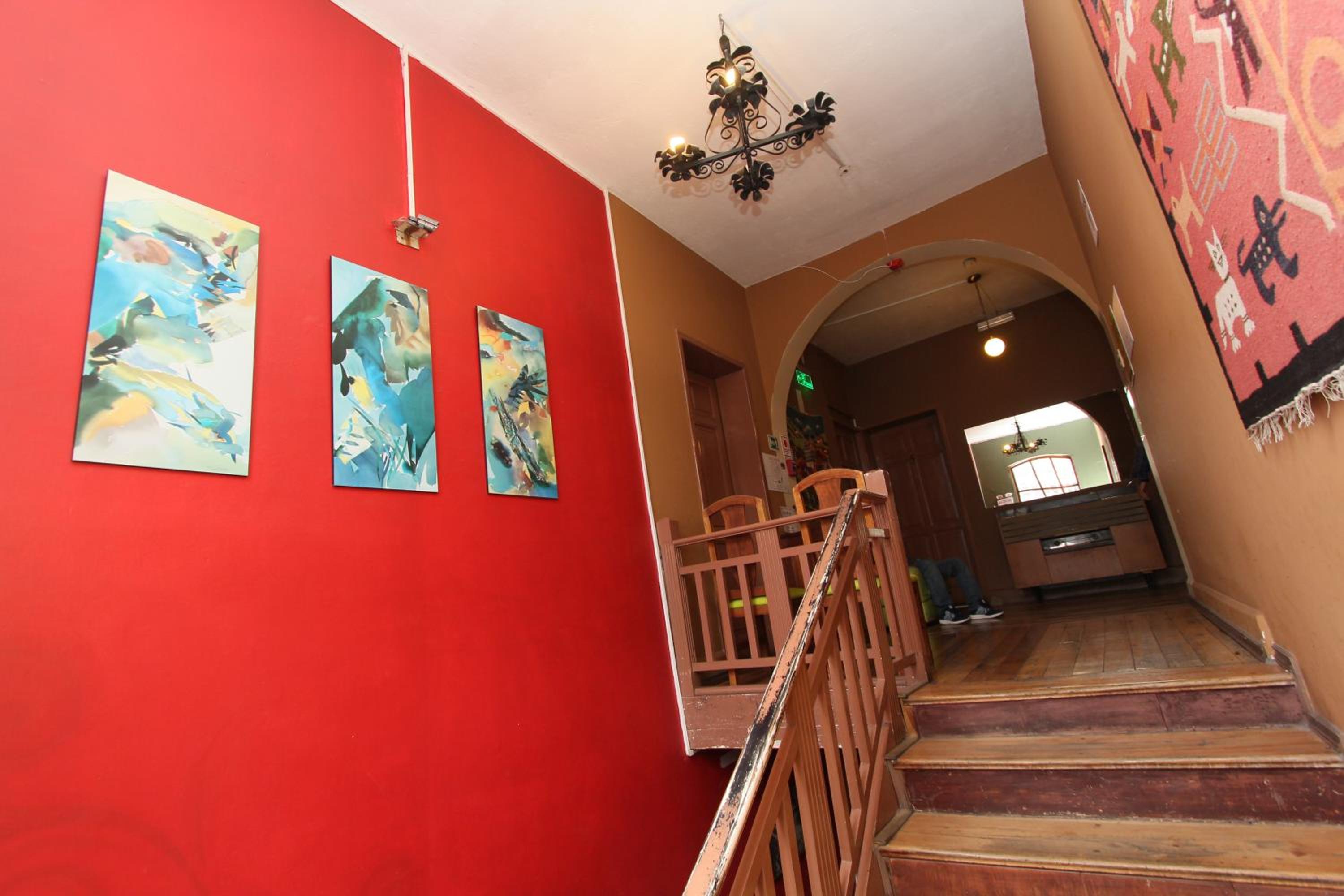 Blue House Youth Hostel