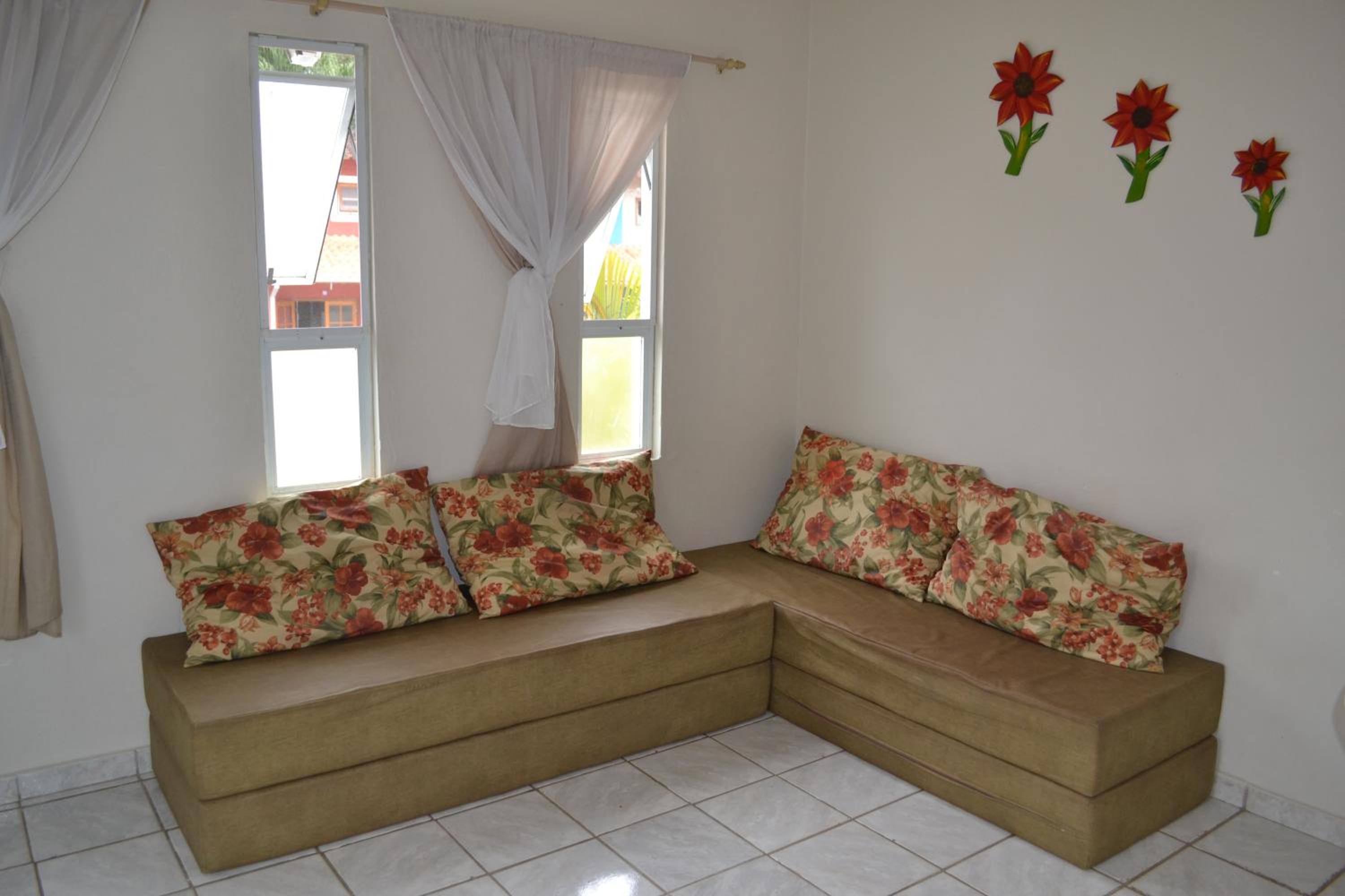 Casa Condominio 250M Praia Maranduba Wifi Churrasqueira