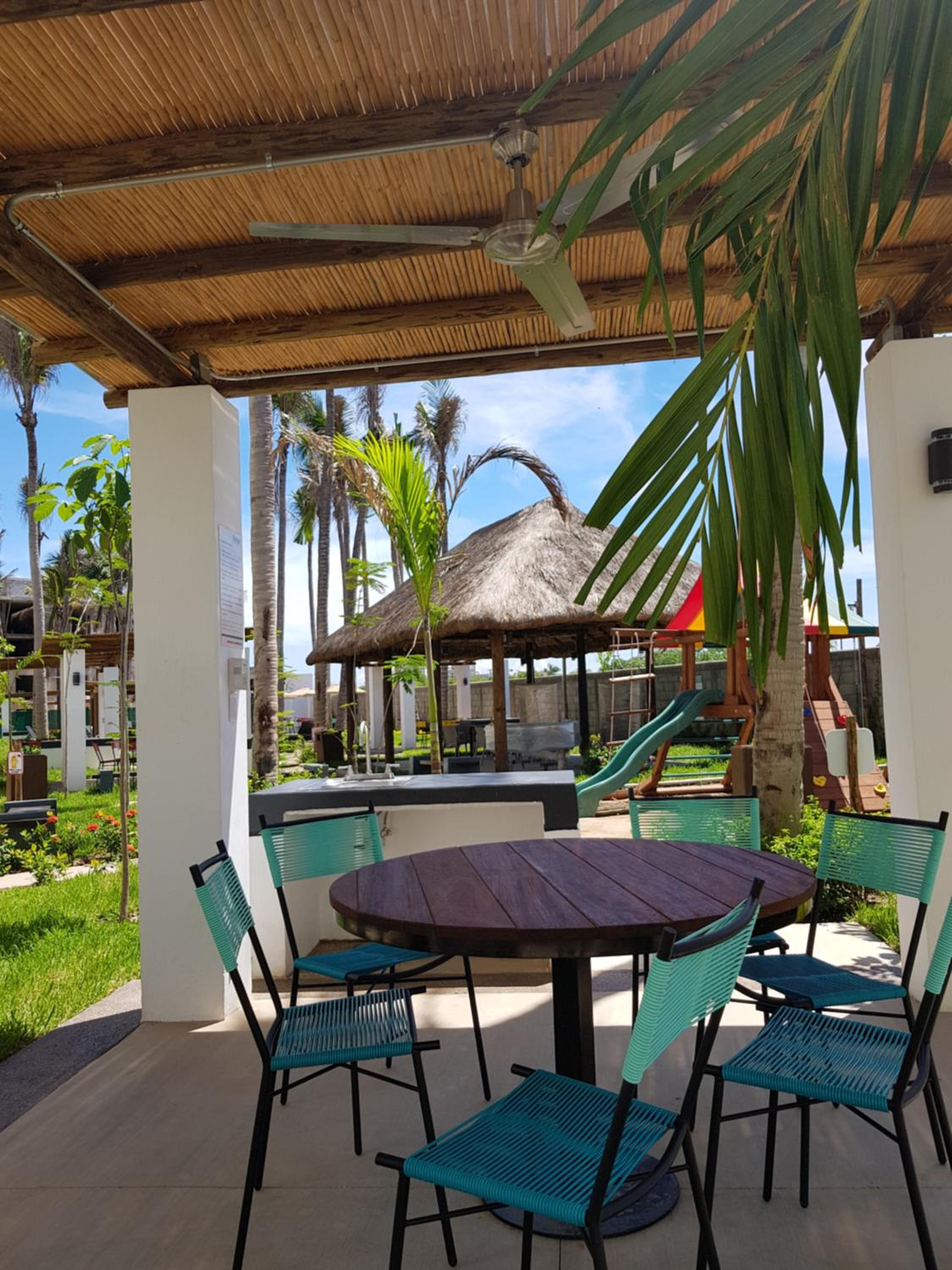 Condominio con alberca en Zona Cerritos view 4