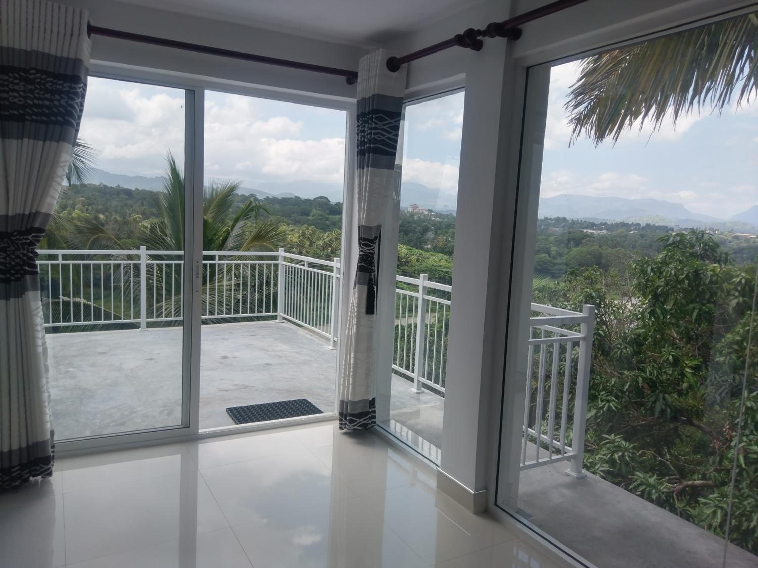 Mahaweli View Inn Kandy view 5