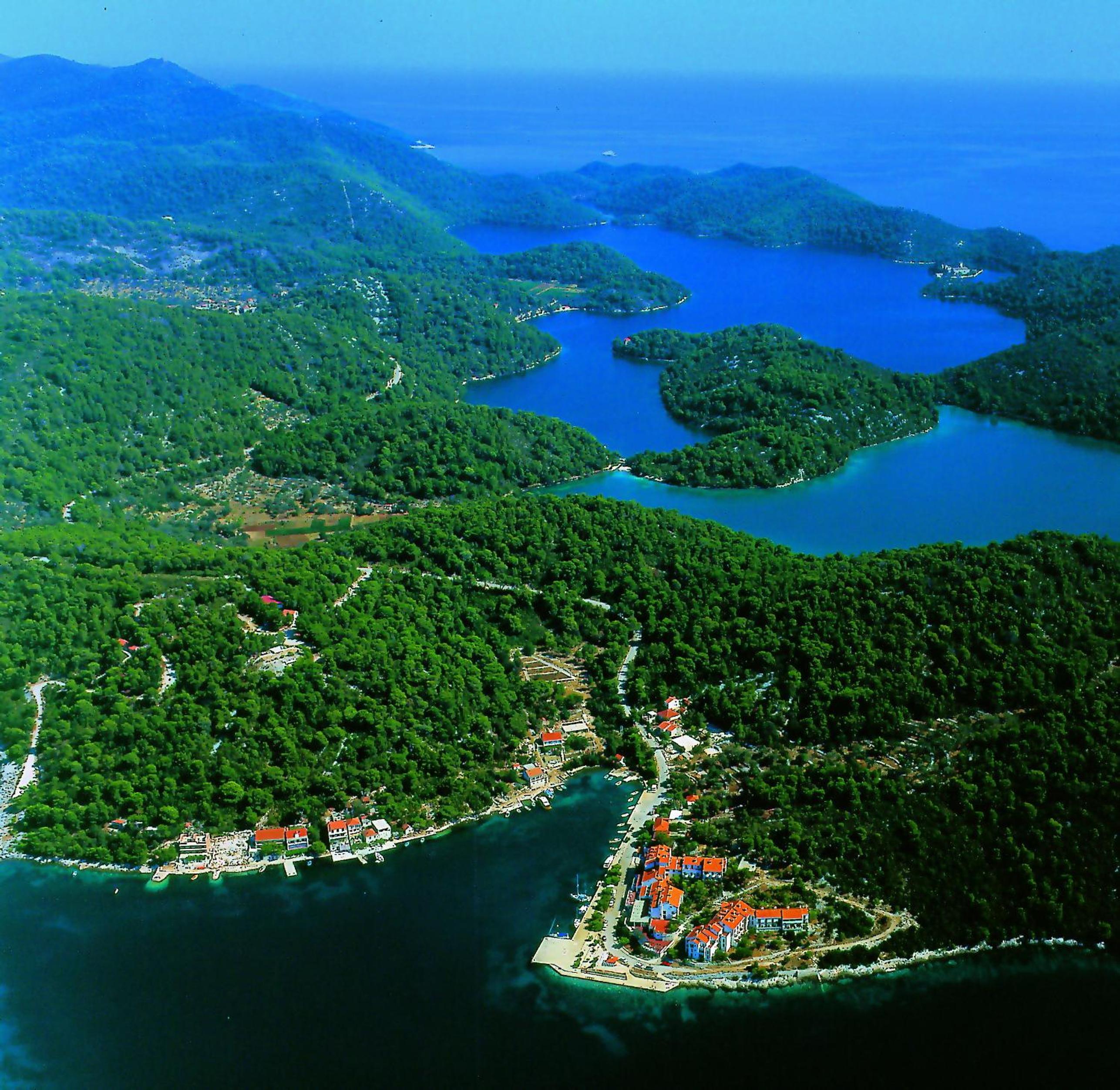 Guesthouse Pomena view 4