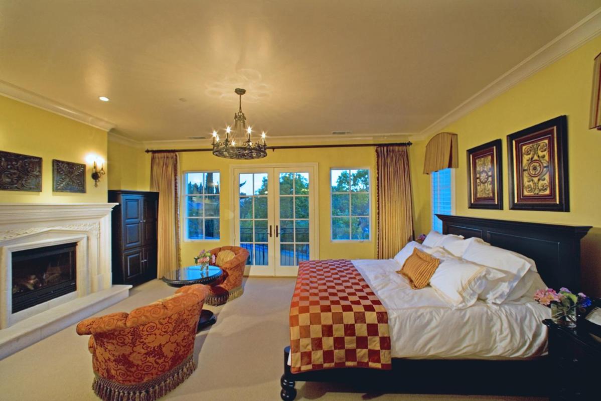 Villa Arden Hills, photo 26