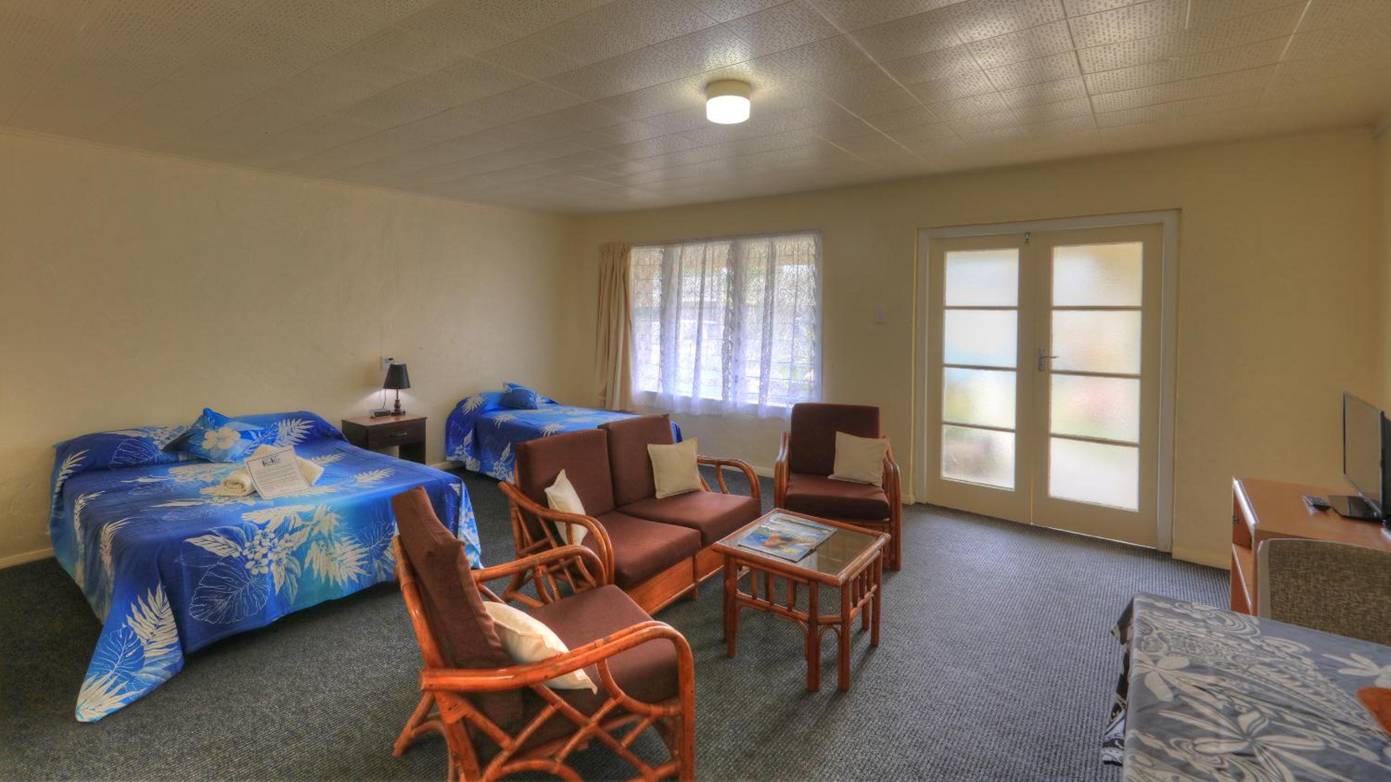 Kiikii Inn & Suites