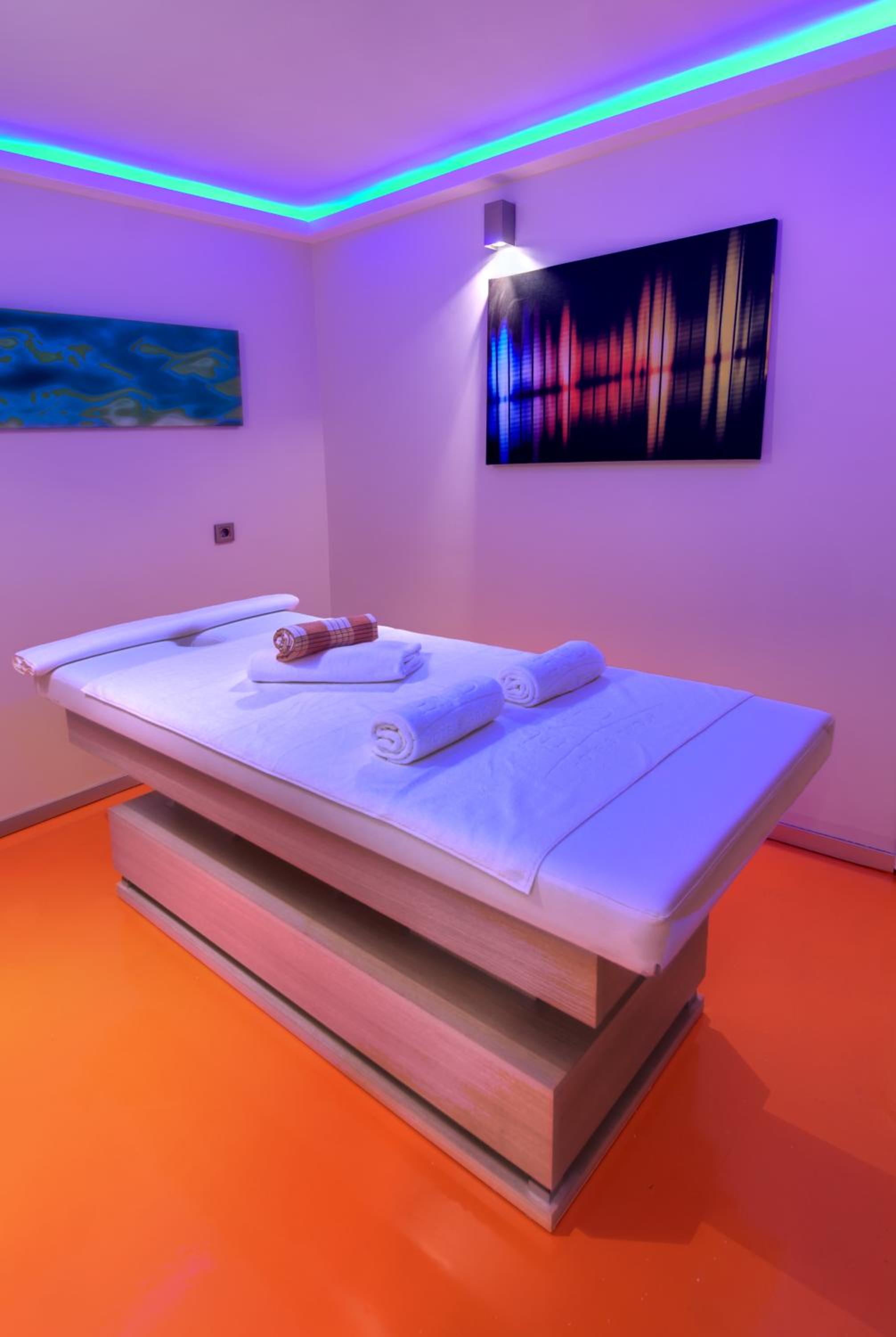 Endless Suites Taksim - Image 32