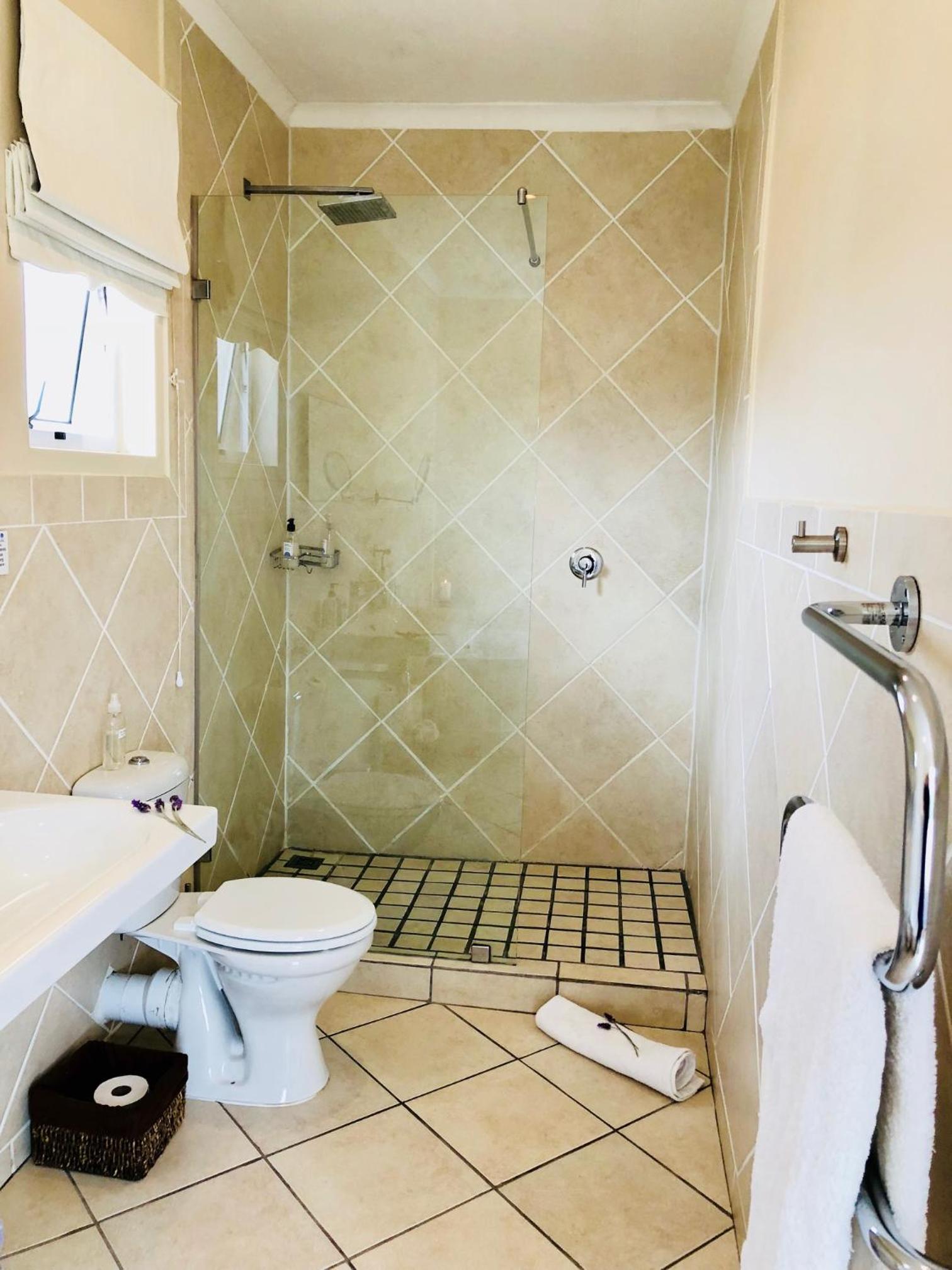 Sandra's Guest House