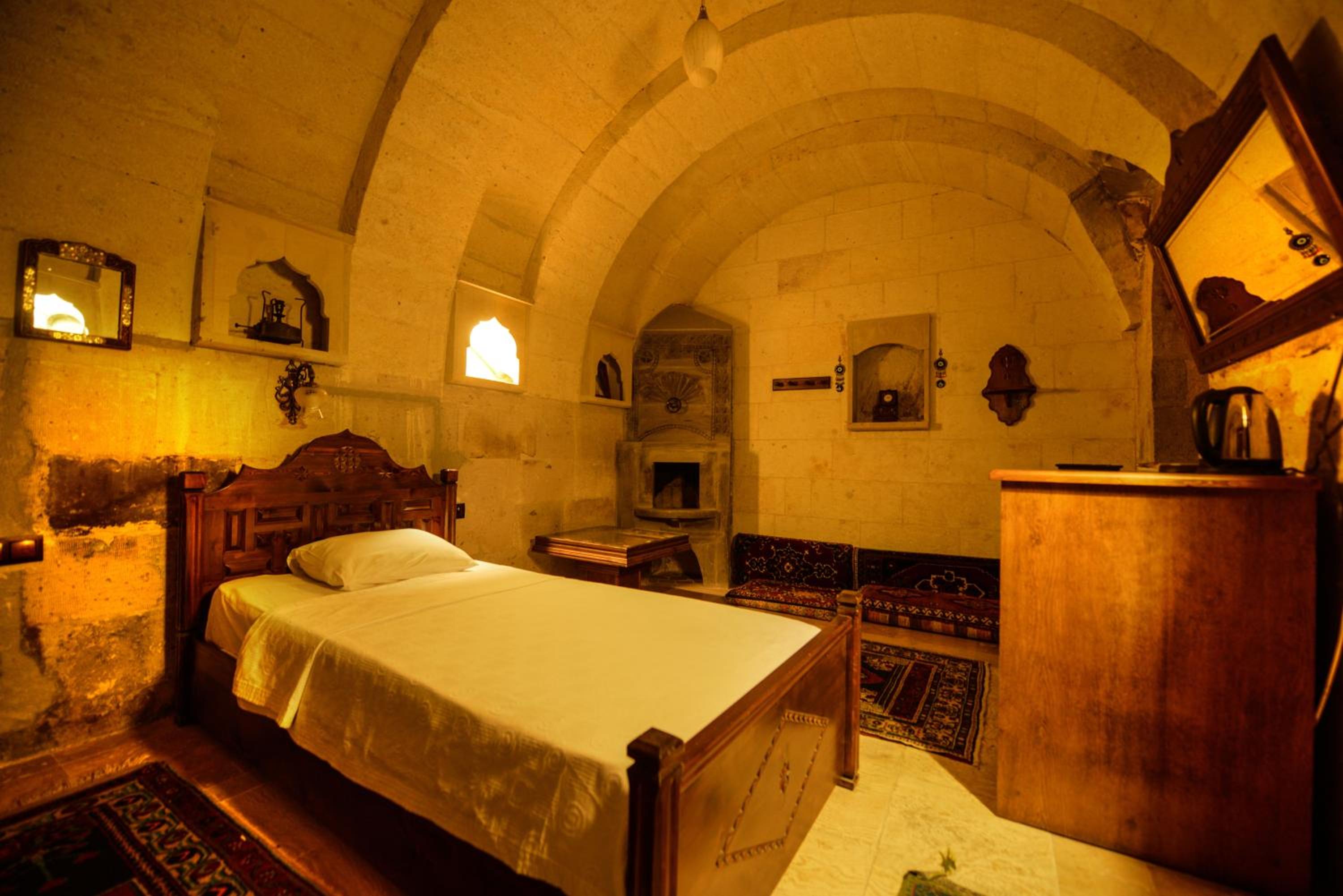 Vineyard Cave Hotel - Image 75