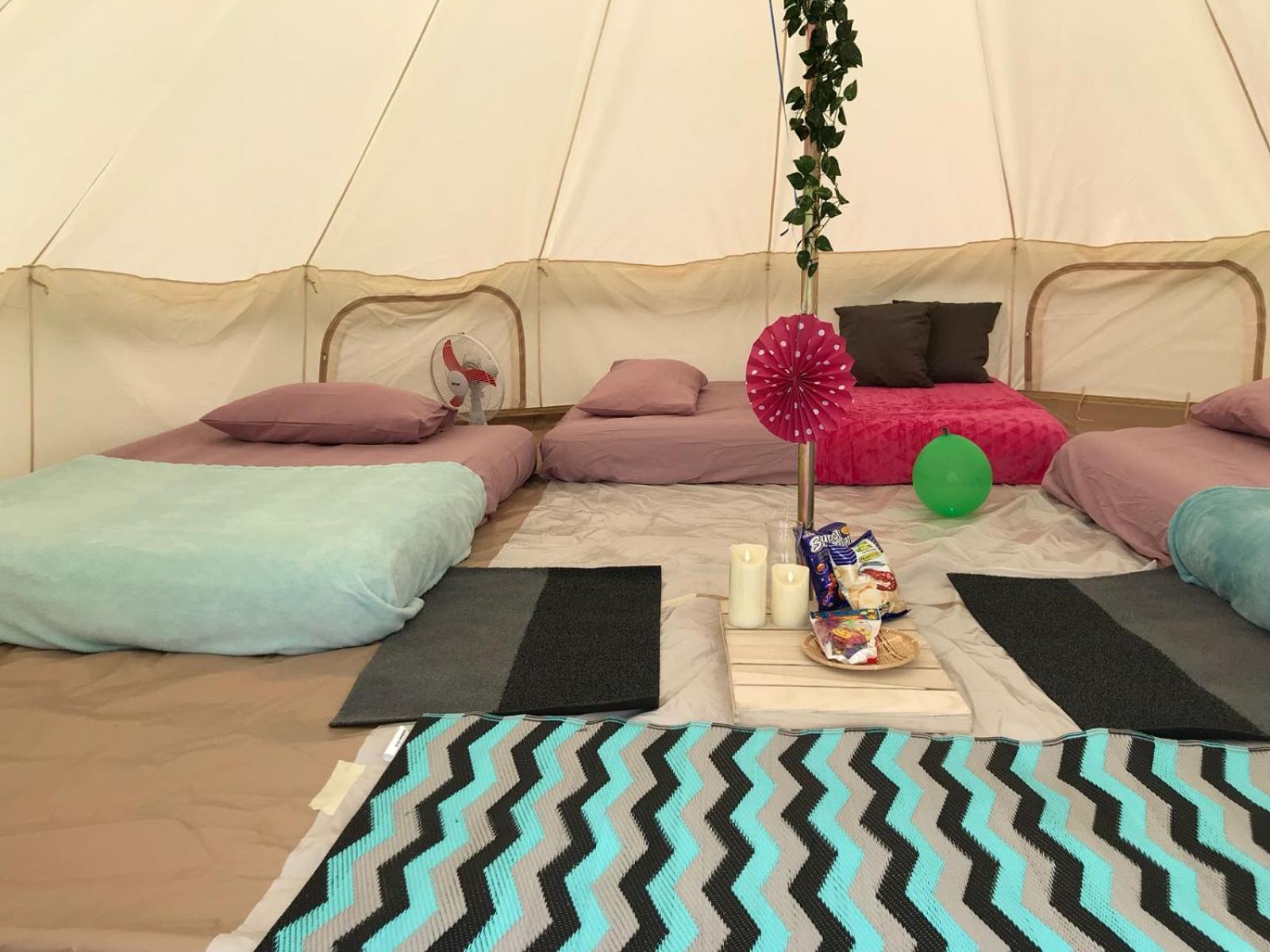 Glamping Kaki - Large Bell Tent